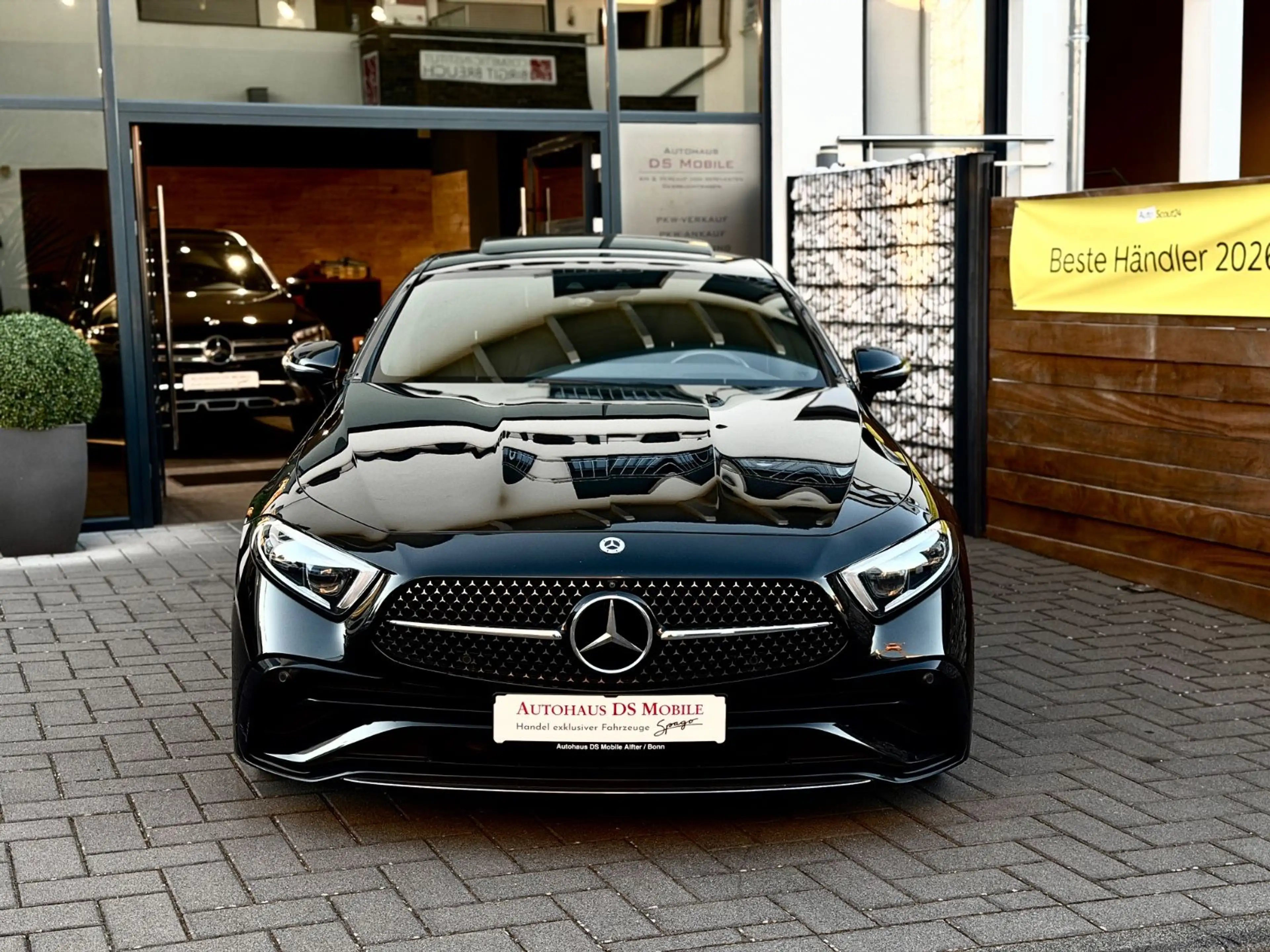 Mercedes-Benz CLS 400 d 4Matic AMG Line/HUD/Multibeam/Airmatic — photo 2