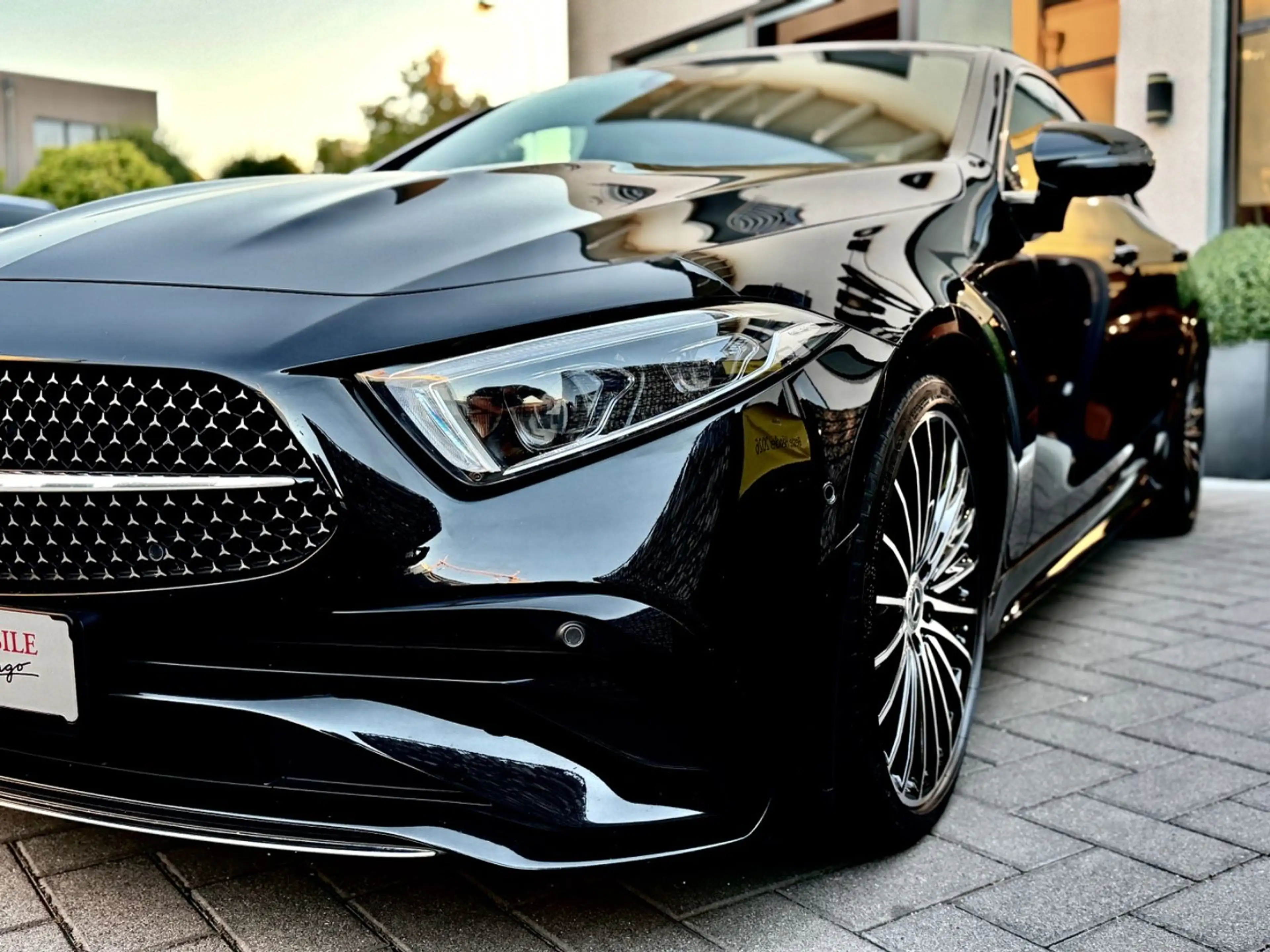 Mercedes-Benz CLS 400 d 4Matic AMG Line/HUD/Multibeam/Airmatic — photo 4