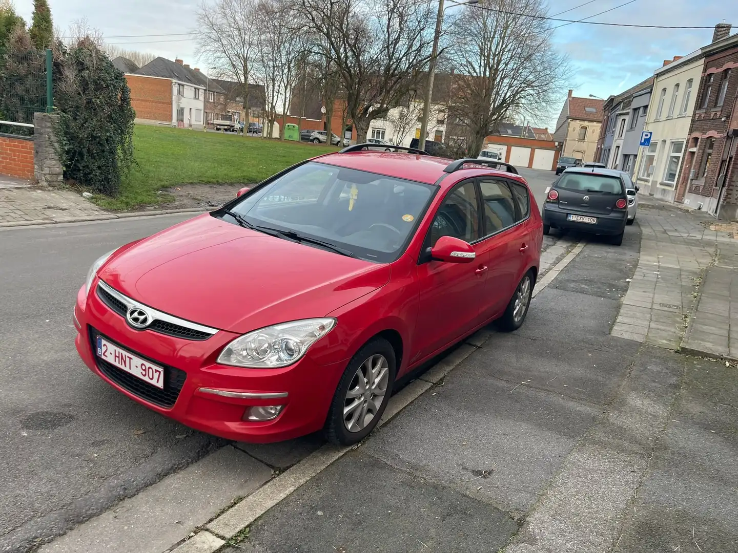 Hyundai i30 i30 SW 1.6 CRDi U2 Style Rouge - 1