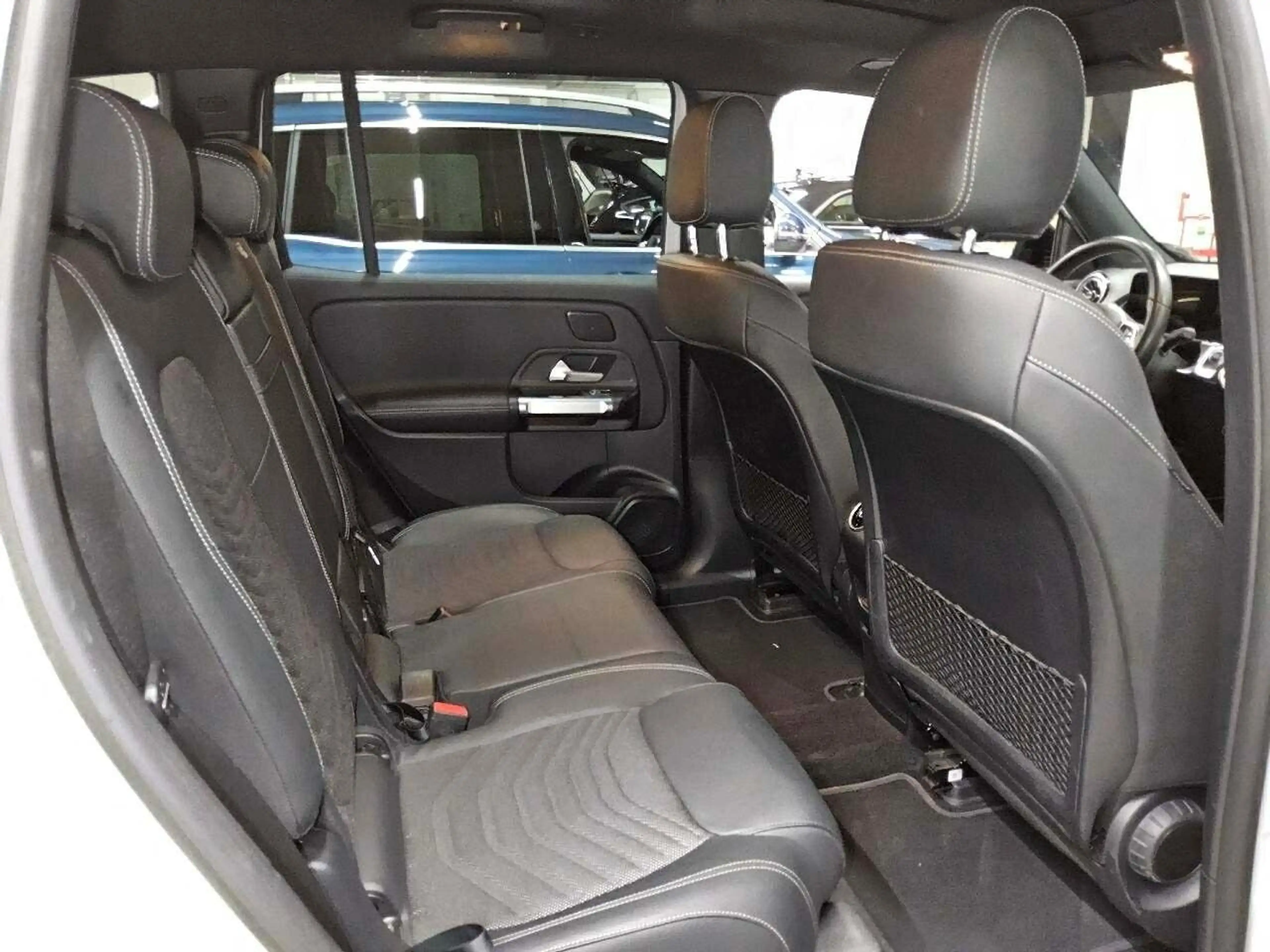Mercedes-Benz EQB 250 + Pano S-Dach ACC BLIS Key — photo 11