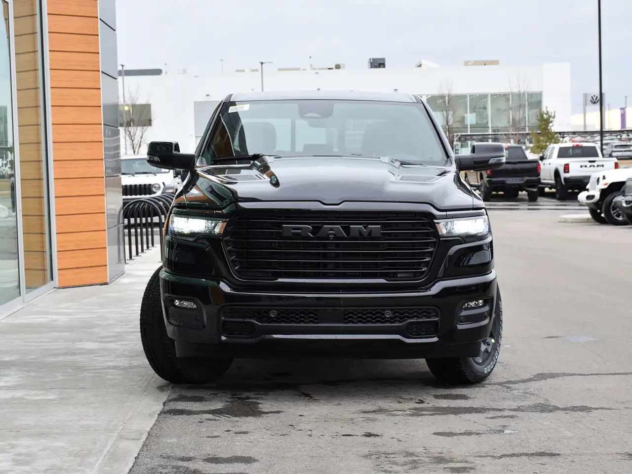 RAM 1500 снимка RAM 1500