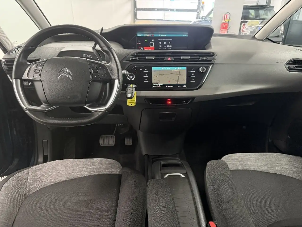Citroen C4 Berline — photo 10