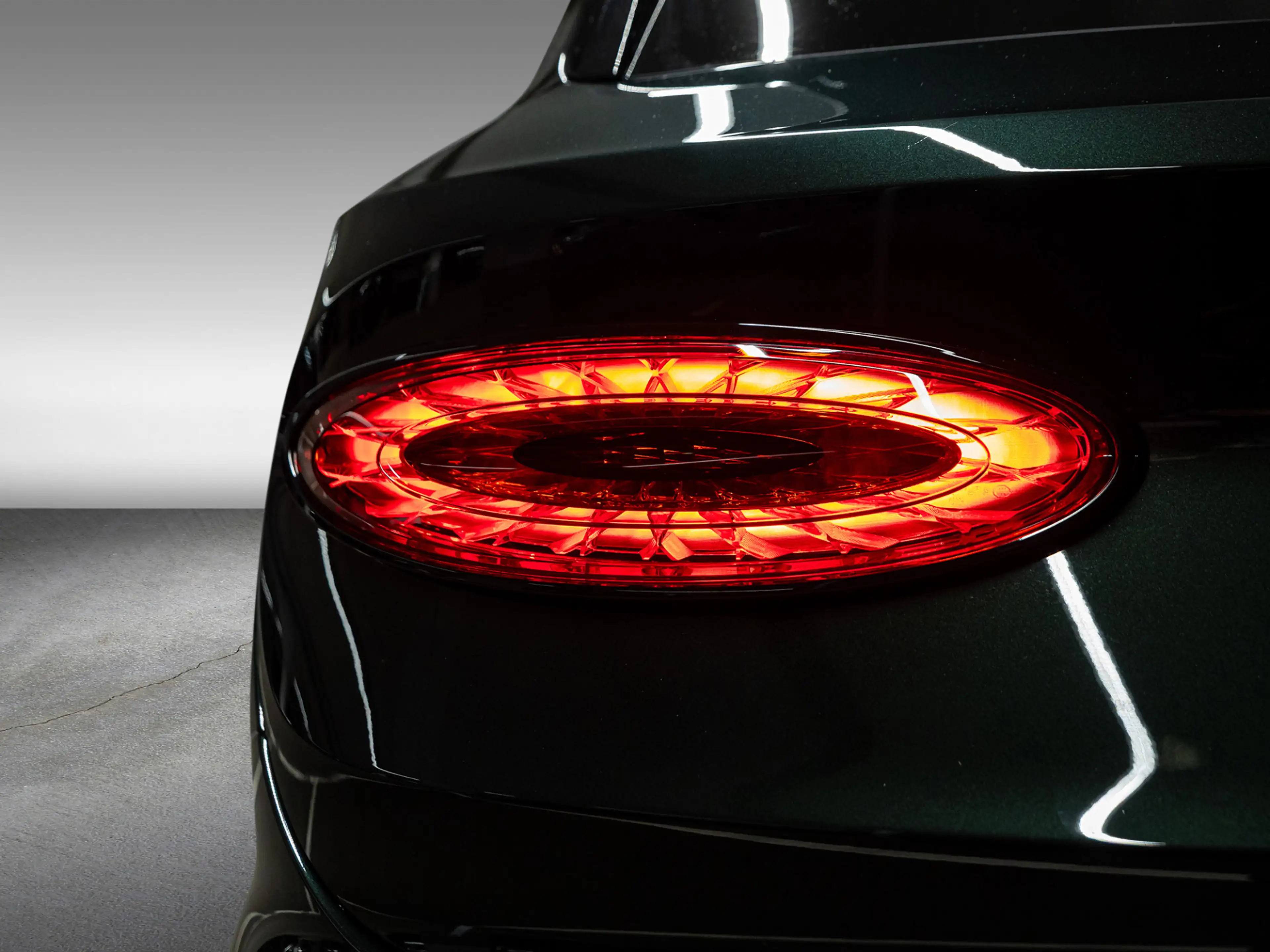 Bentley Bentayga Artenara Edition V8 MY2027 | Coming Soon — photo 11