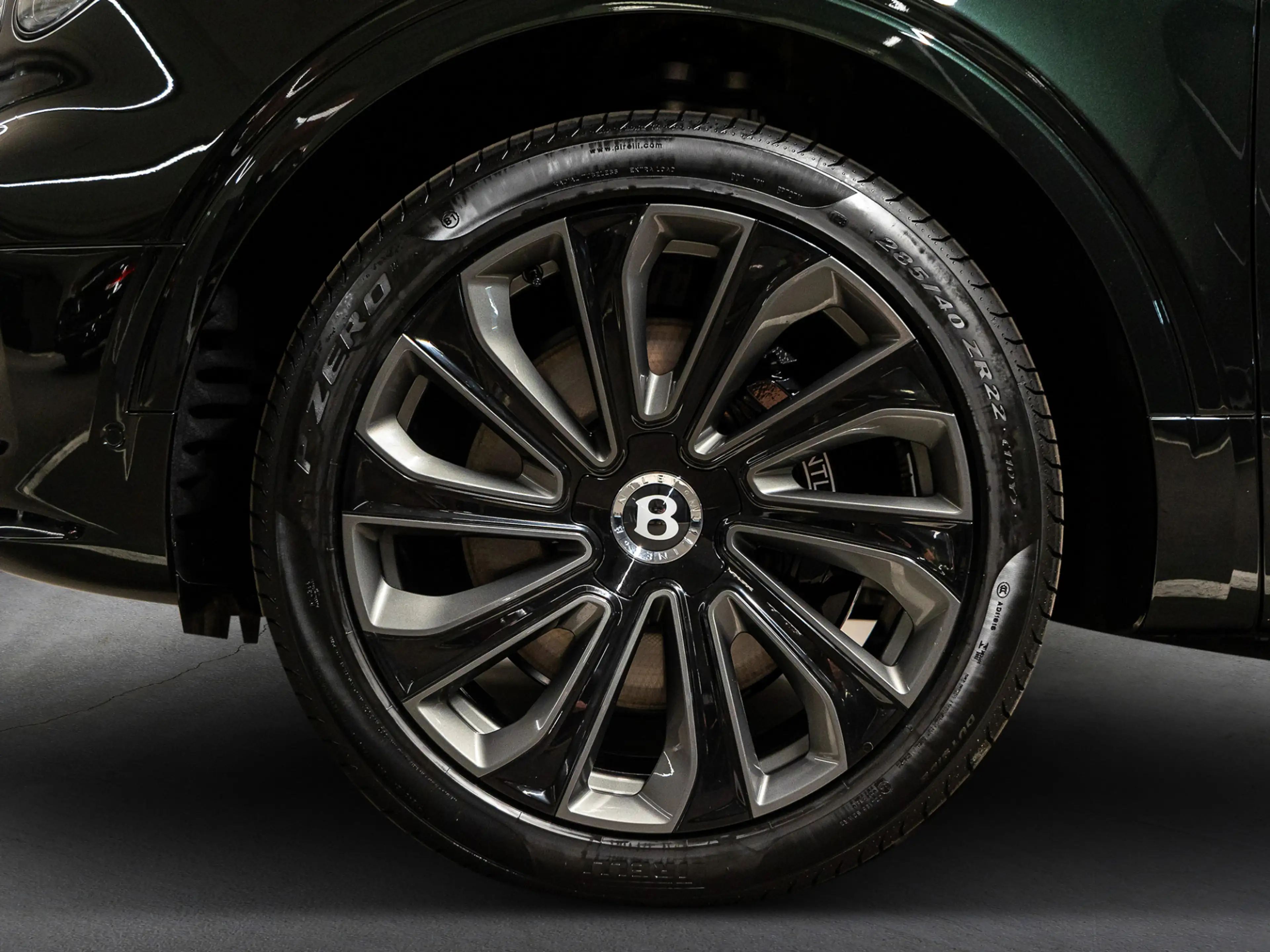 Bentley Bentayga Artenara Edition V8 MY2027 | Coming Soon — photo 12