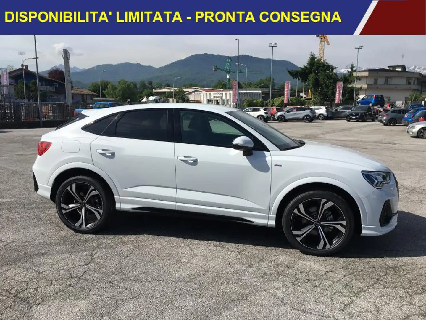 Audi Q3 SPB 35 TFSI S tronic S-LINE Edition PRONTA CONSEG Bianco - 2
