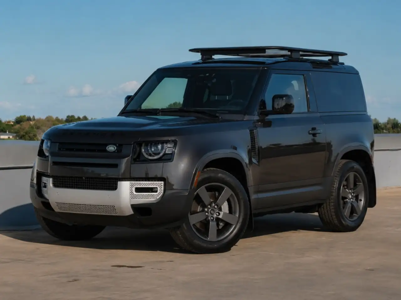 2025 Land Rover Defender