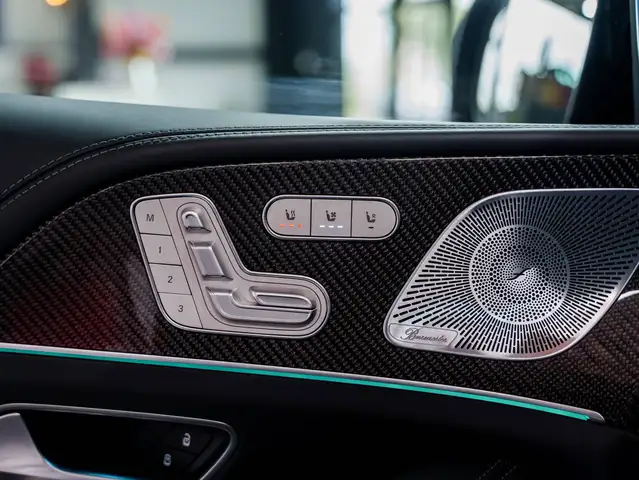 Mercedes-Benz GLS view 13