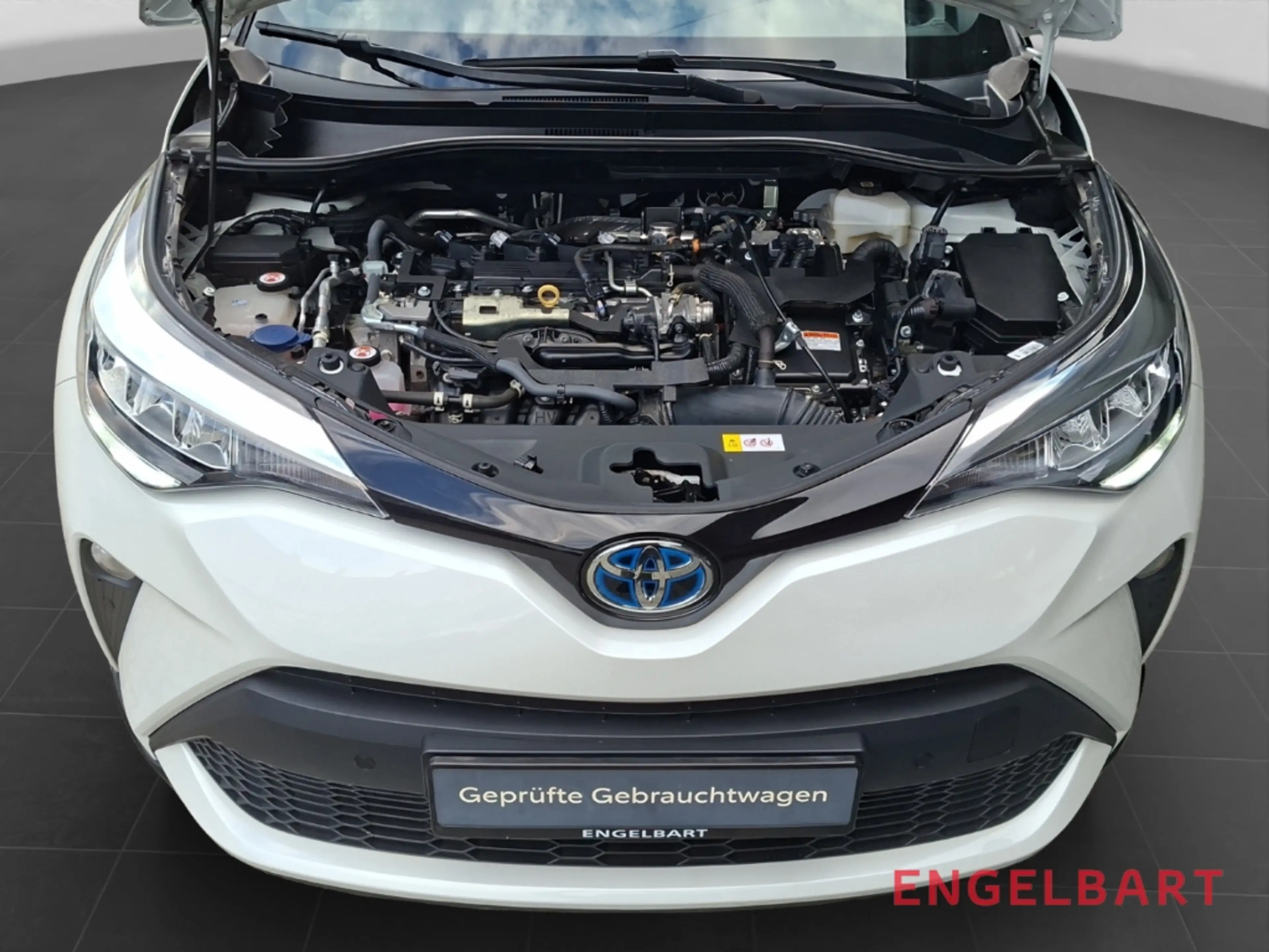 Toyota C-HR 2.0 Hybrid Team D NAVI Tempomat SHZ — photo 14