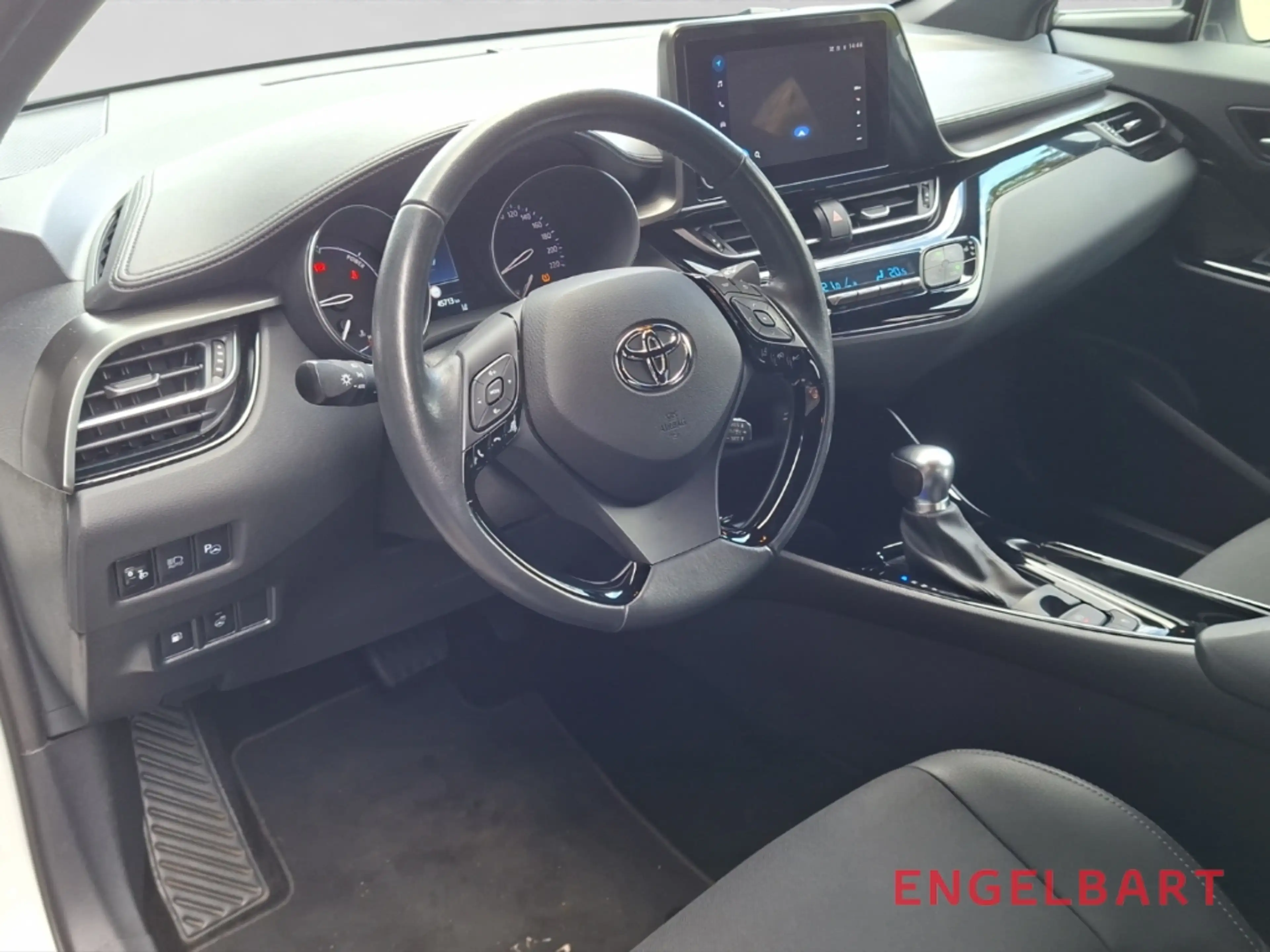 Toyota C-HR 2.0 Hybrid Team D NAVI Tempomat SHZ — photo 7
