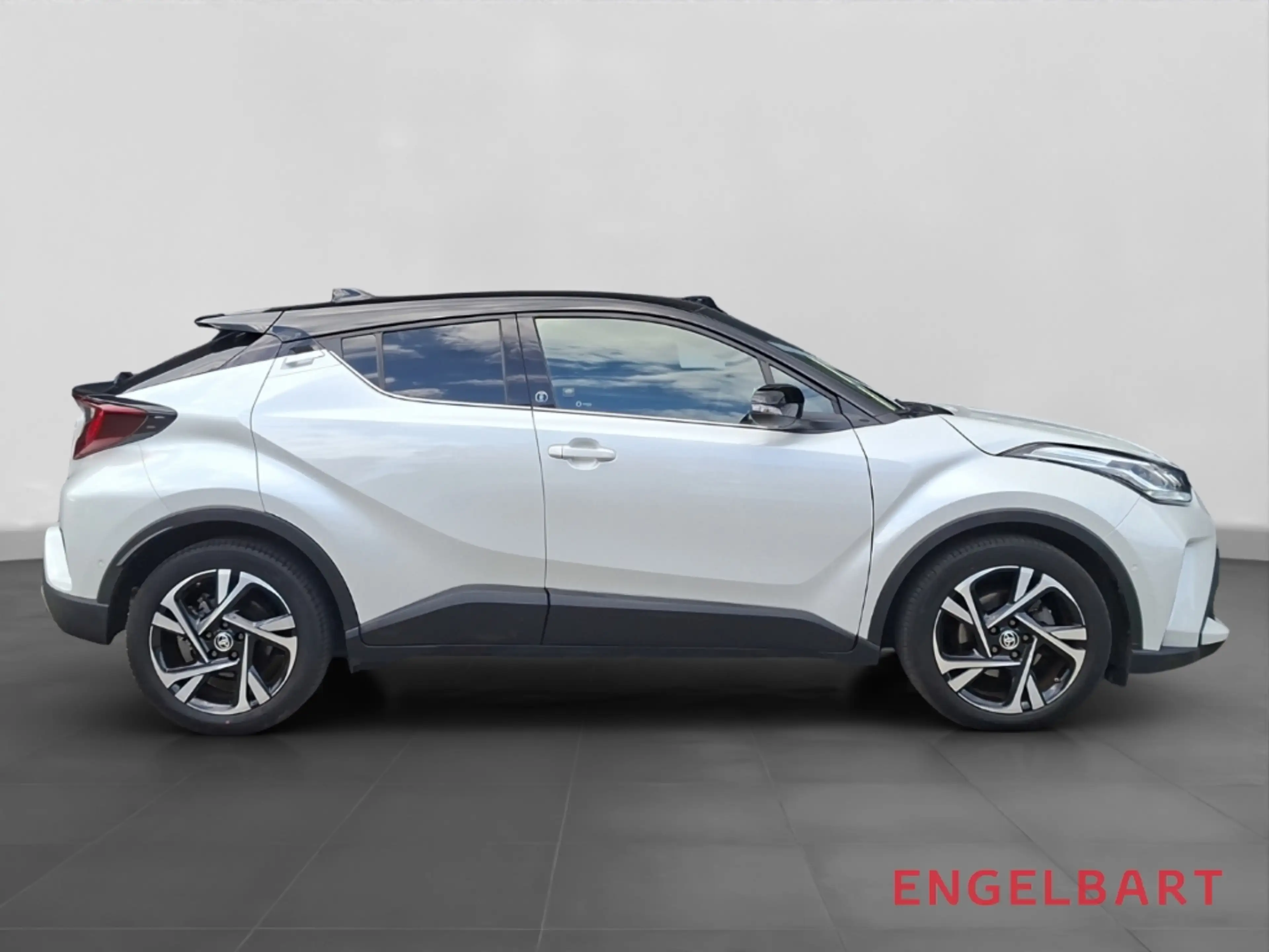 Toyota C-HR 2.0 Hybrid Team D NAVI Tempomat SHZ — photo 5