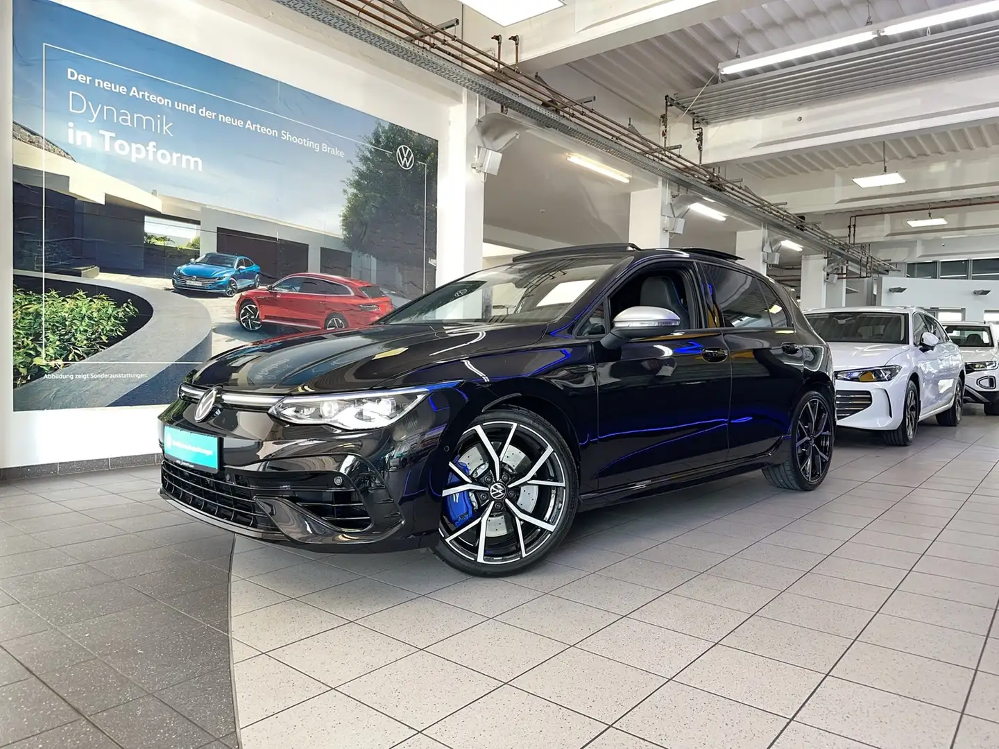 Volkswagen Golf R Performance 2.0 TSI DSG 1,99%+4M+MATRIX+KAMERA Schwarz - 1