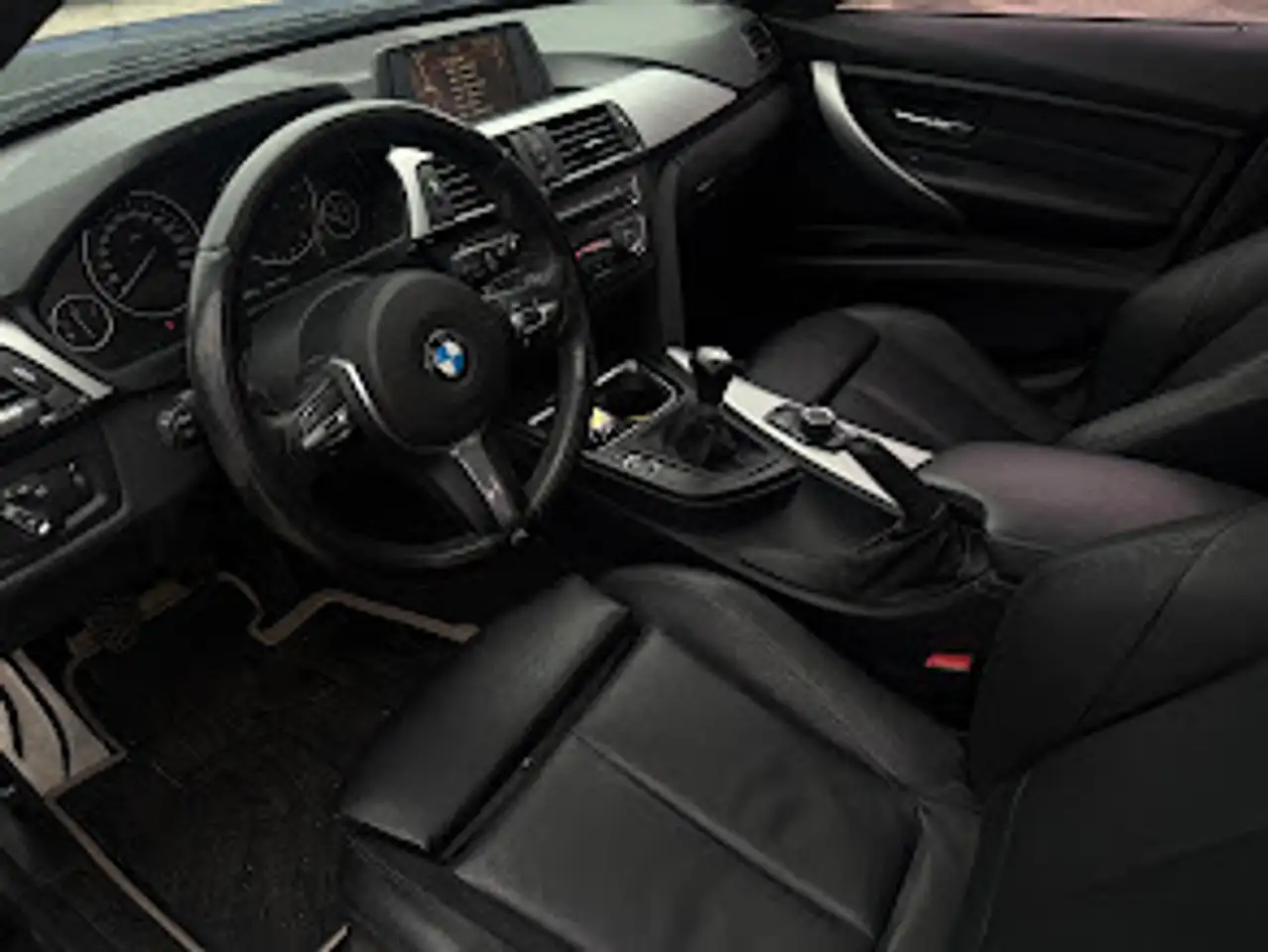 BMW 3 Series photo BMW 3 Series