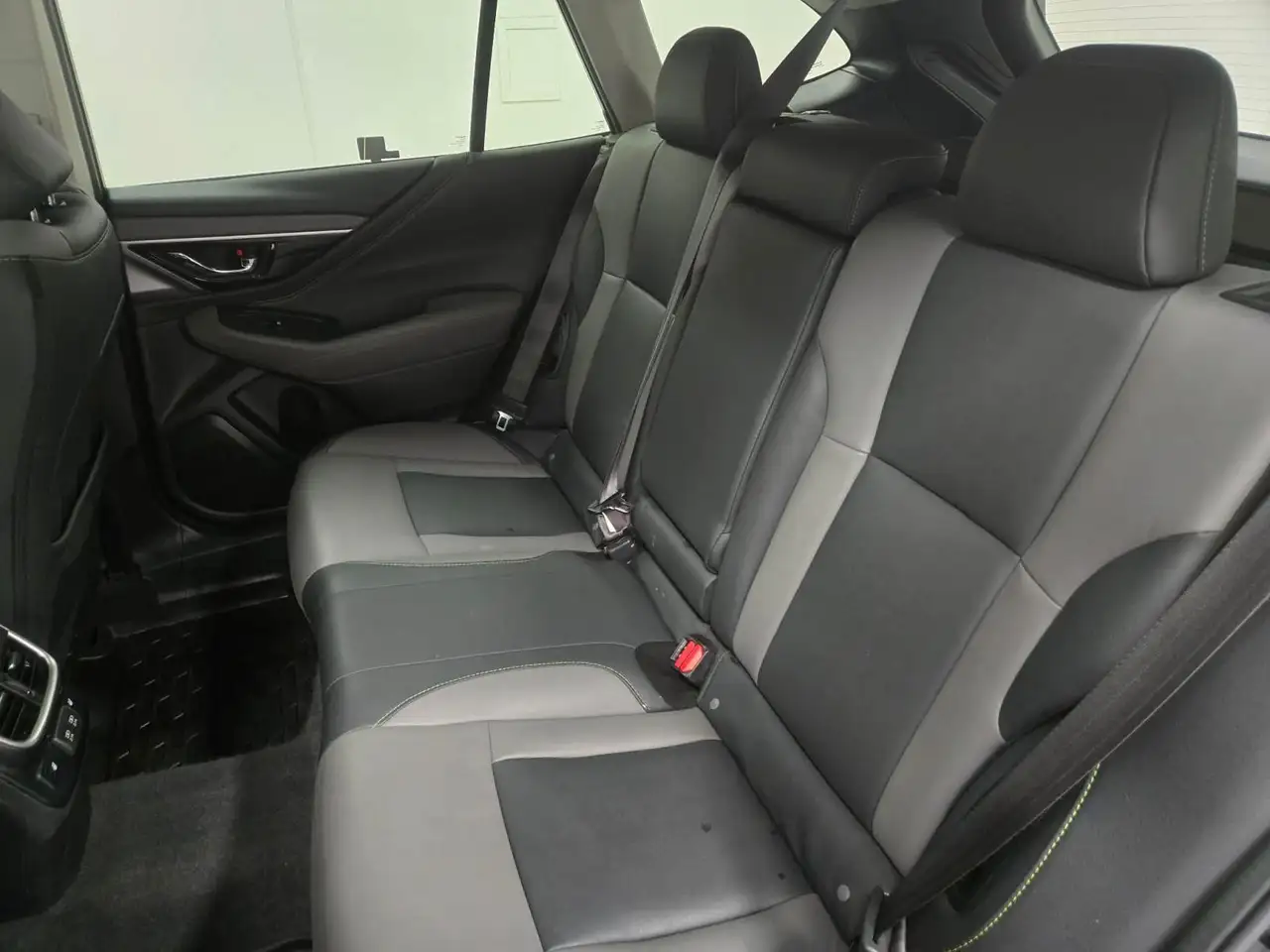 Subaru OUTBACK снимка Subaru OUTBACK