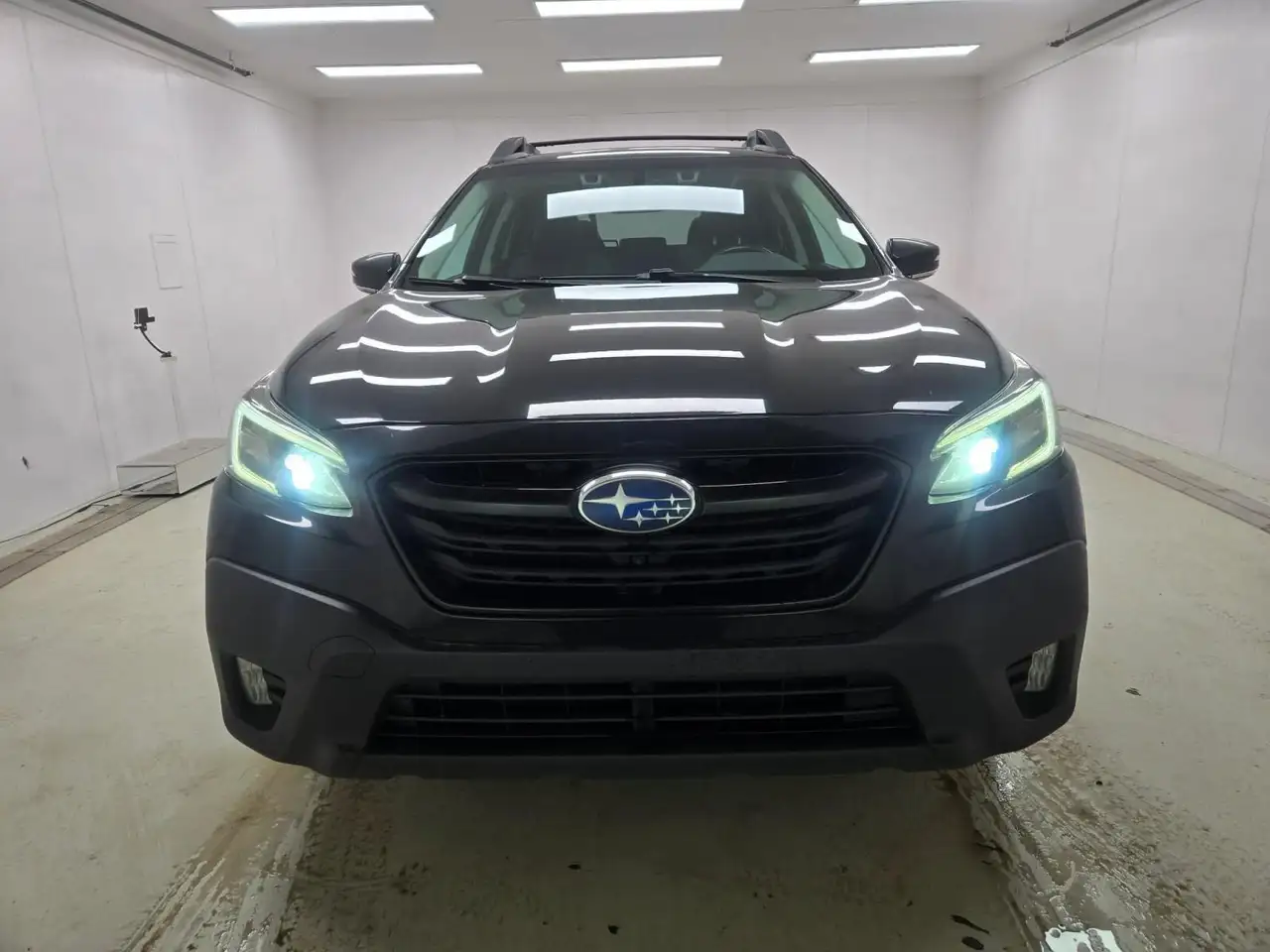 Subaru OUTBACK снимка Subaru OUTBACK