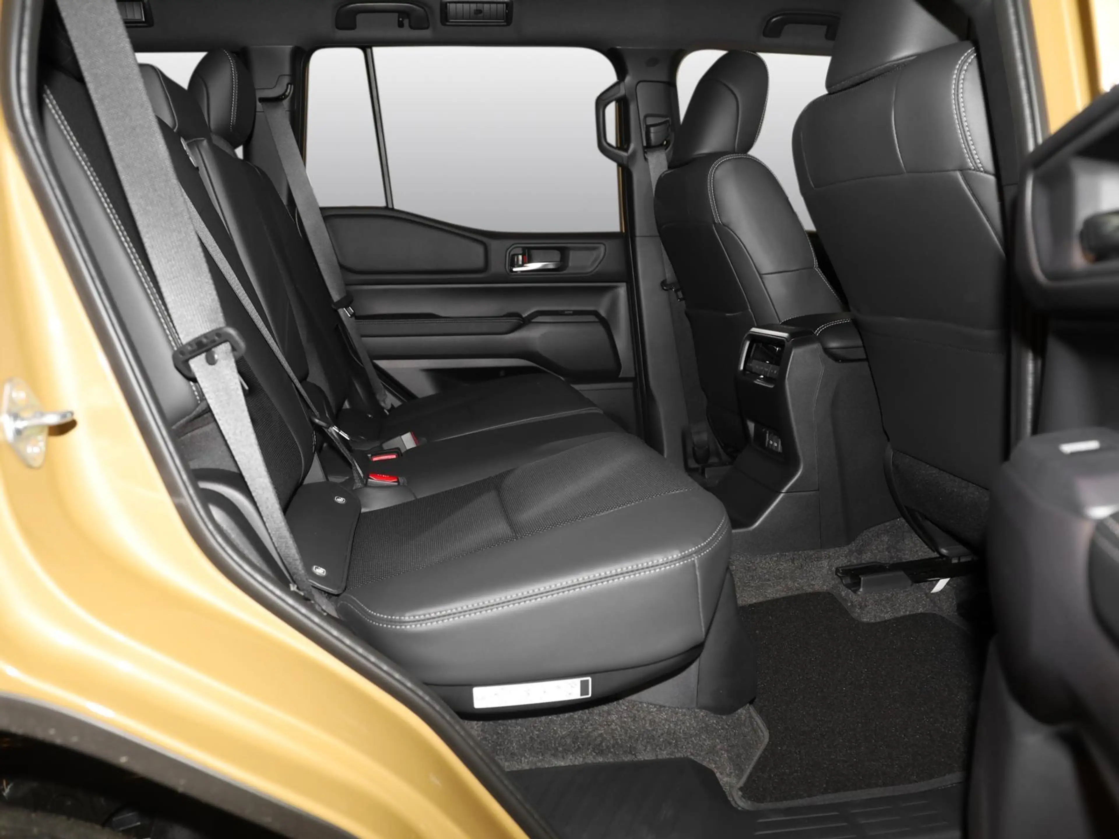 Toyota Land Cruiser 2.8 D-4D 4x4 Mild-HYBRID EXECUTIVE — photo 6