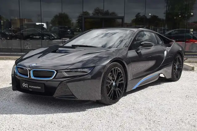 BMW i8 Coupé HUD Harman Kardon LED