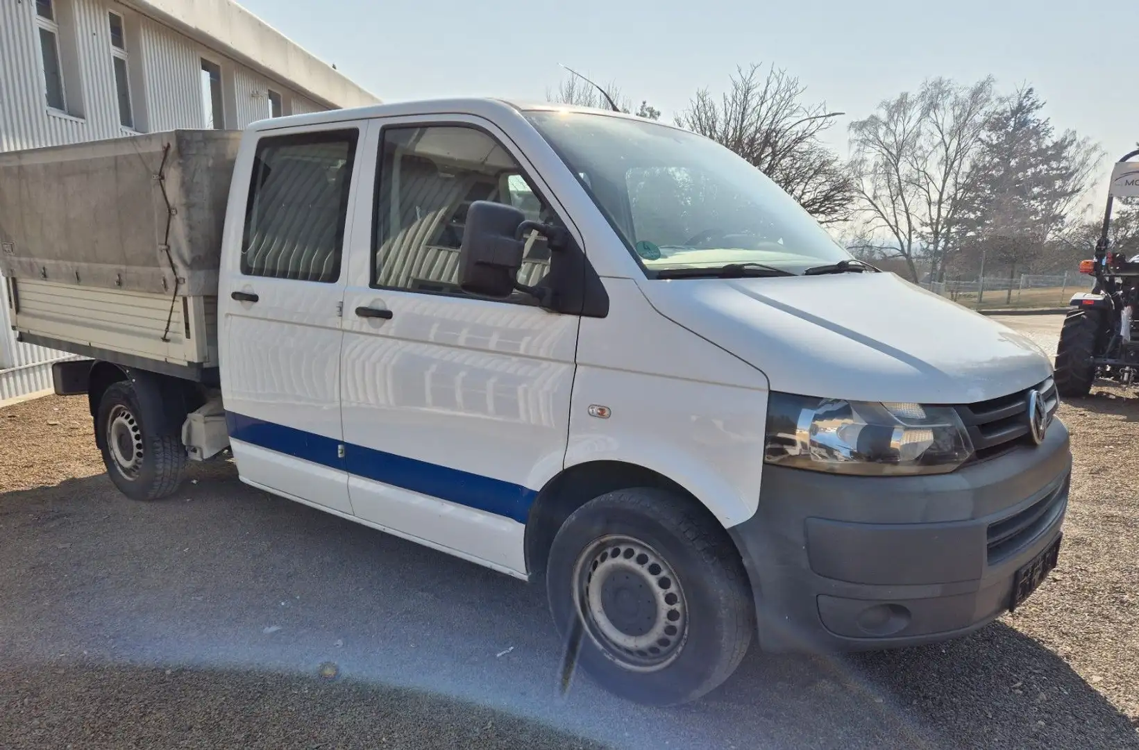 Volkswagen T5 Transporter Pritsche Doppelkabine Weiß - 2