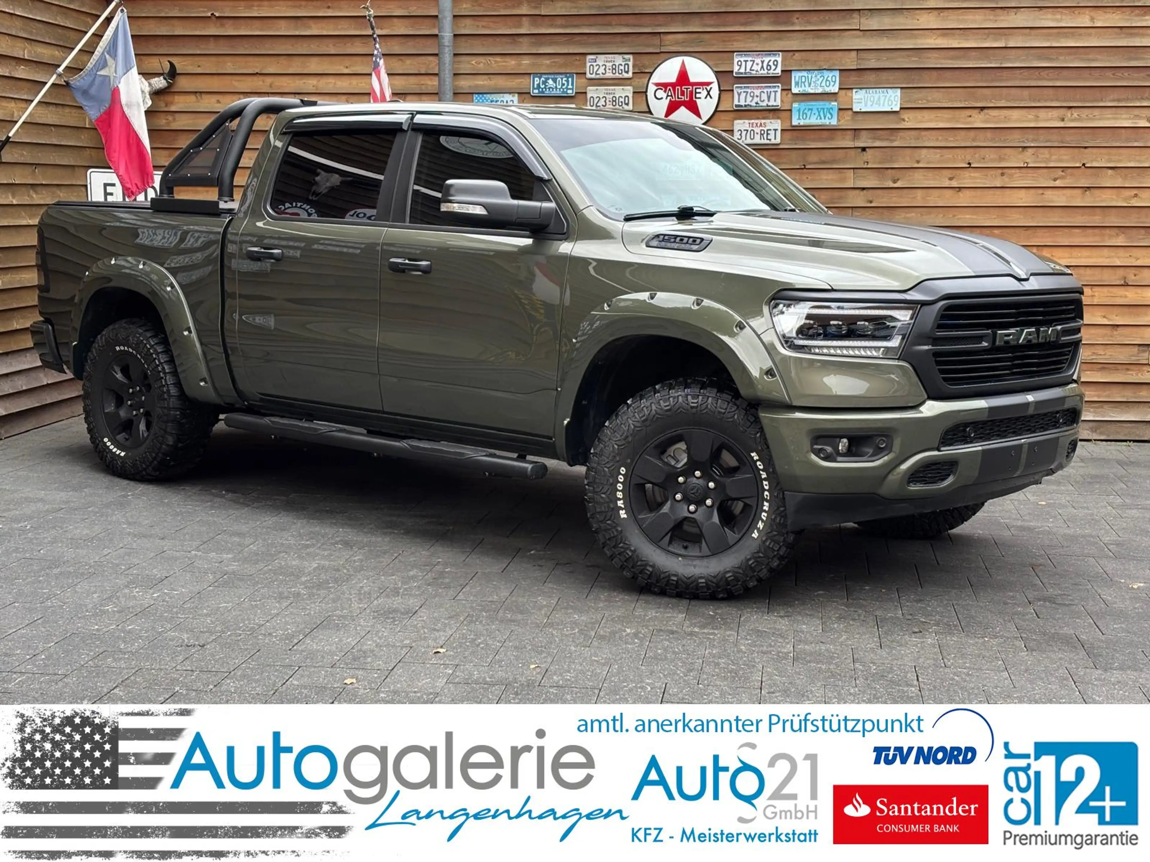 Dodge RAM 1500 5,7L BigHorn Crew Cab LED AHK 4x4