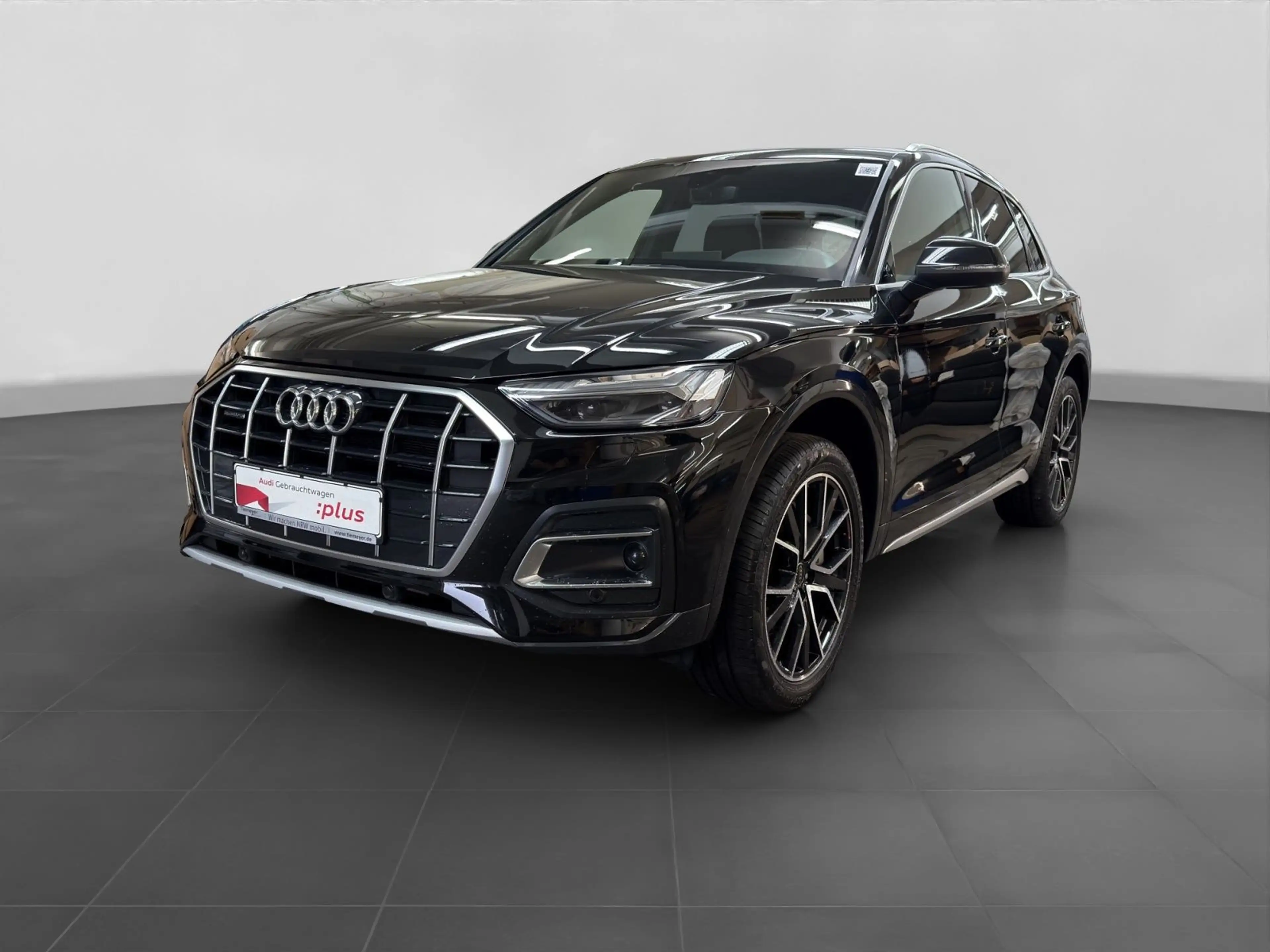 Audi Q5 50 TFSIe S LINE AHK LM20 MATRIX NAVI+ — photo 2