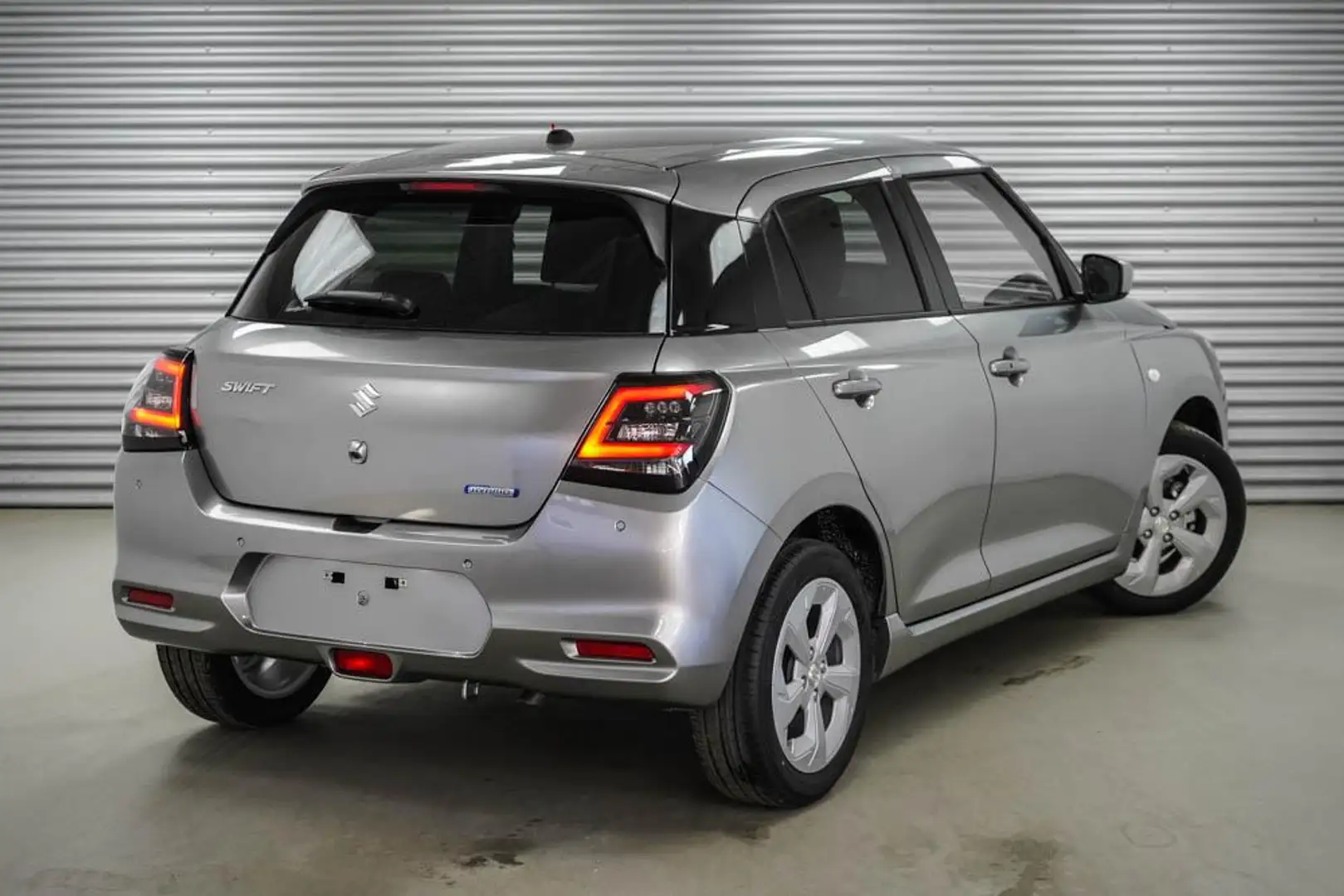 Suzuki Swift 1,2 2WD Automatik GL+ - LAGER 61 kW (83 PS) Silber - 2