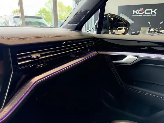 Volkswagen Touareg R-Line 4Motion Ansicht 29