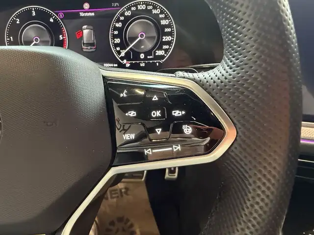 Volkswagen Touareg R-Line 4Motion Ansicht 27