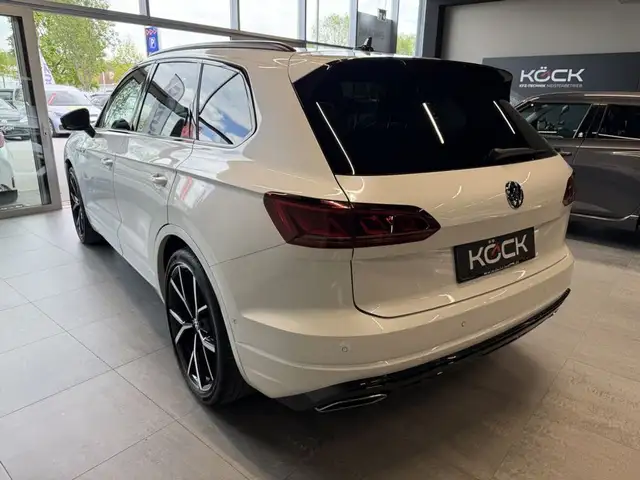 Volkswagen Touareg R-Line 4Motion Ansicht 8