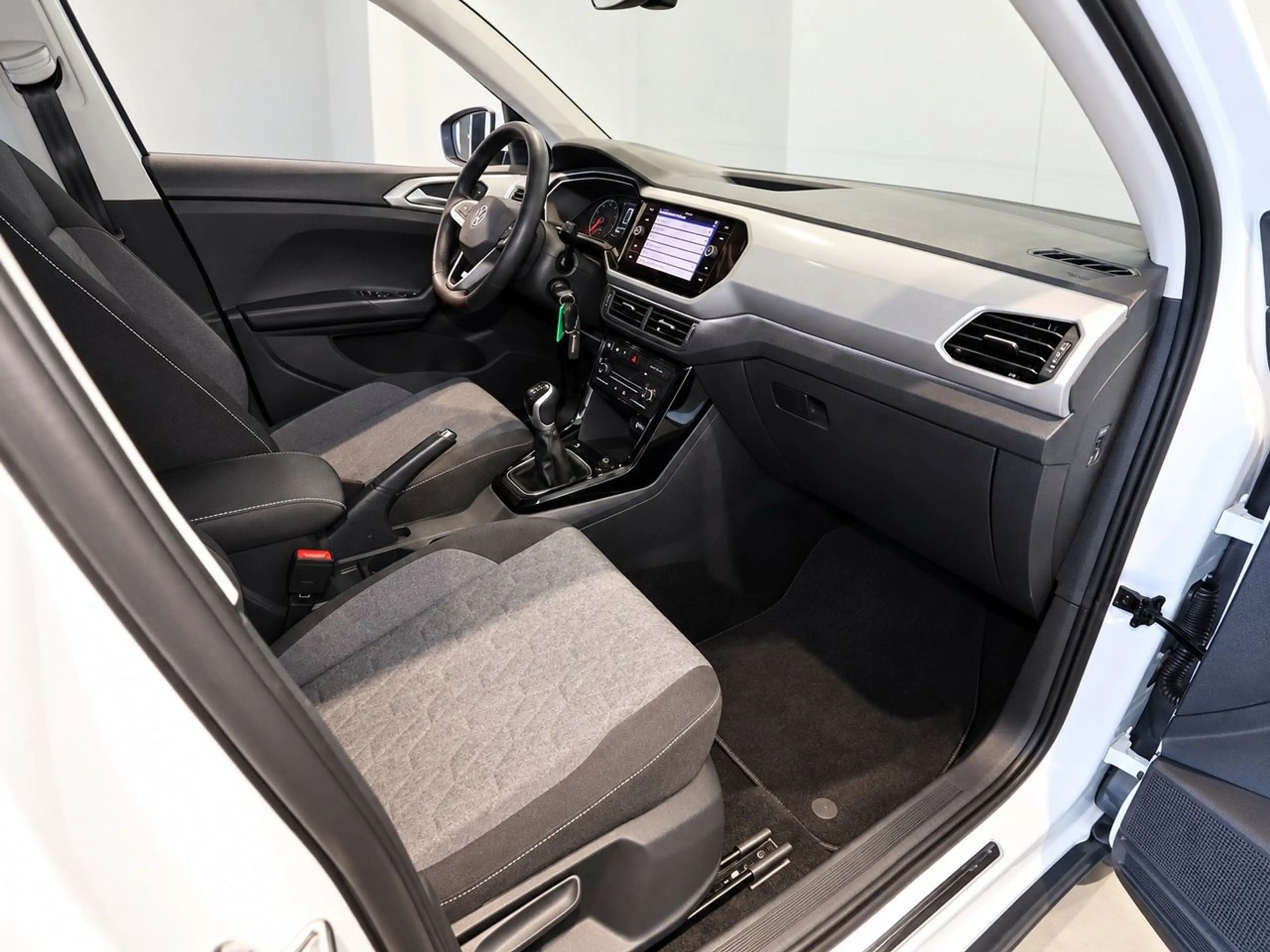 Volkswagen T-Cross 1.0 TSI Move Navi Kamera Sitzheizung — photo 14