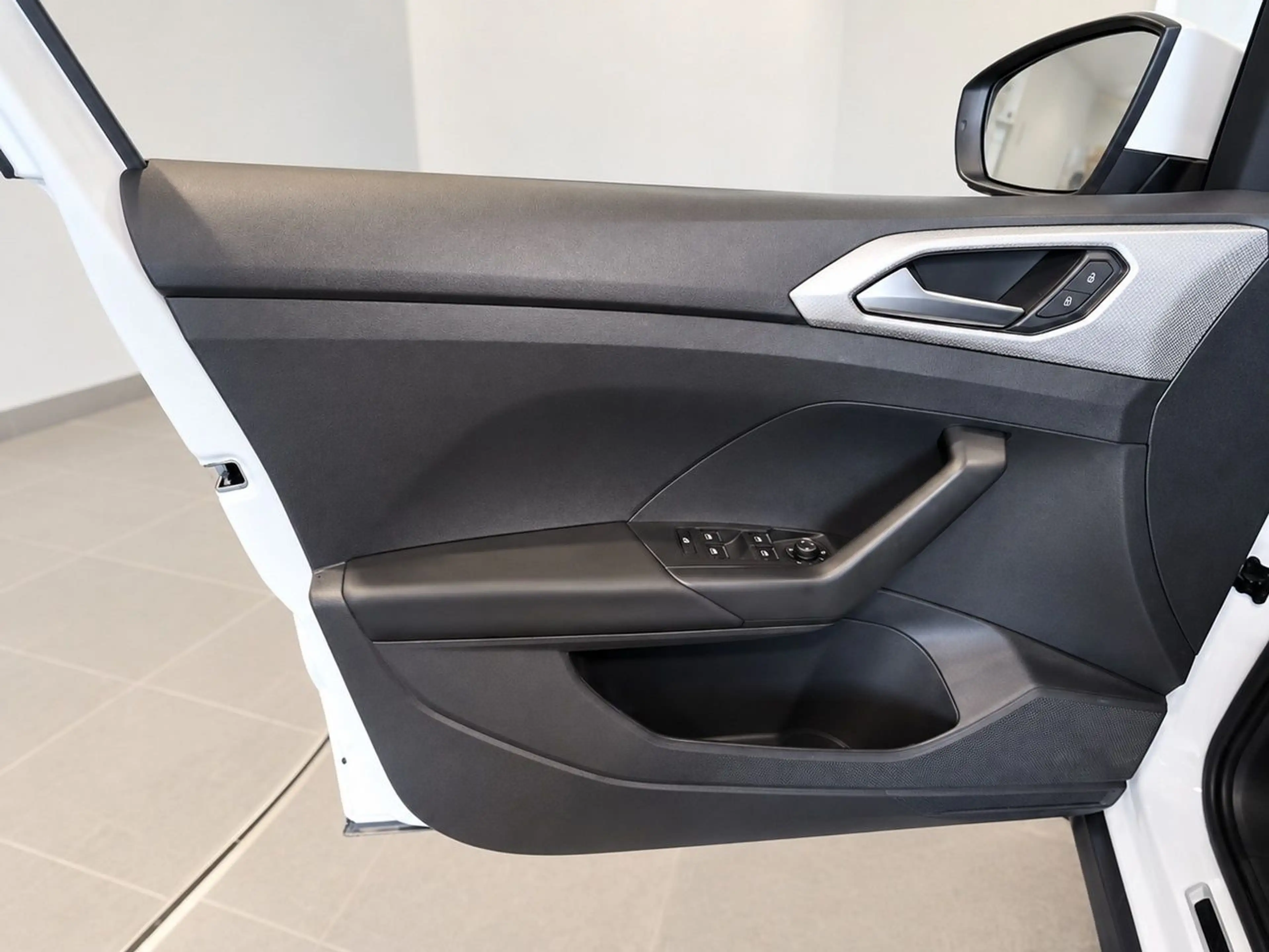 Volkswagen T-Cross 1.0 TSI Move Navi Kamera Sitzheizung — photo 10