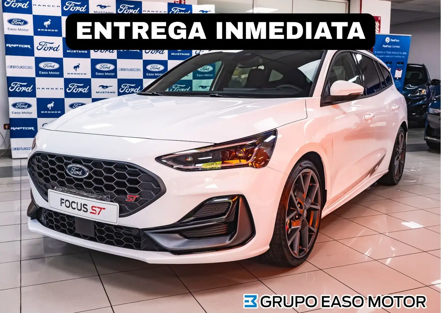 Ford Focus Sportbreak 2.3 Ecoboost ST Blanco - 1