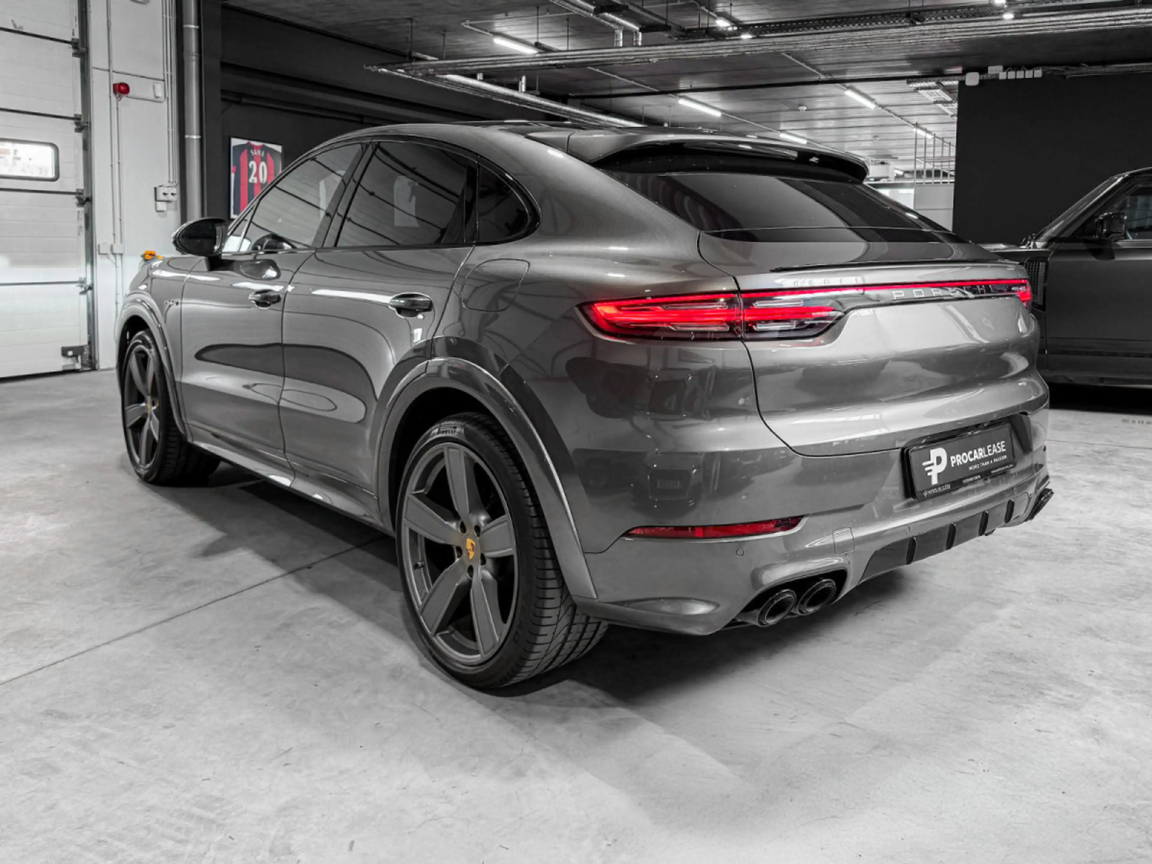 Porsche Cayenne Coupe E-Hybrid/Panorama/22/MALUS PAYE — photo 12