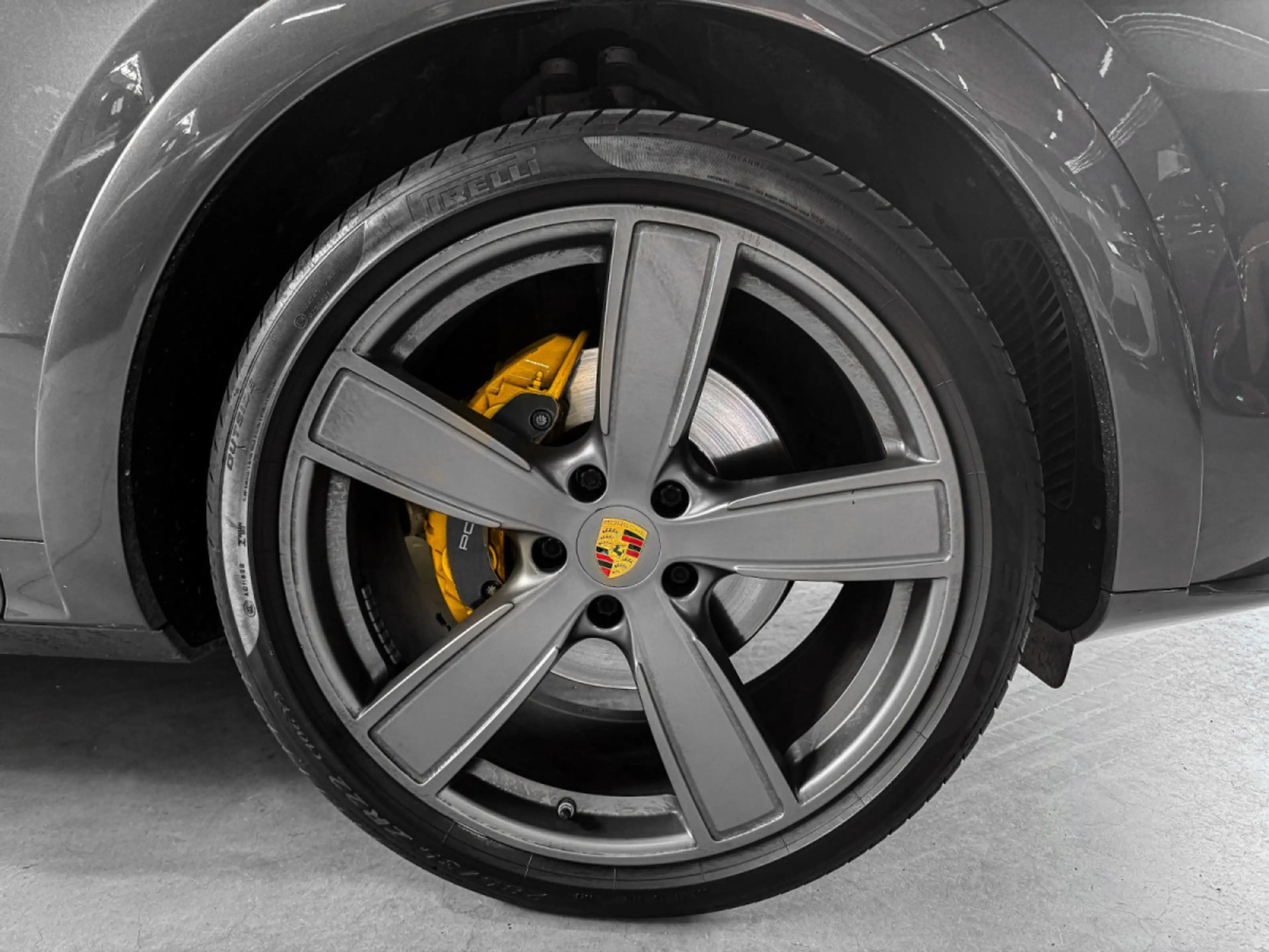 Porsche Cayenne Coupe E-Hybrid/Panorama/22/MALUS PAYE — photo 14