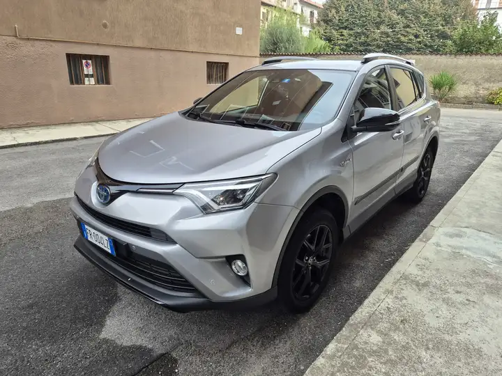 Toyota RAV4 2018