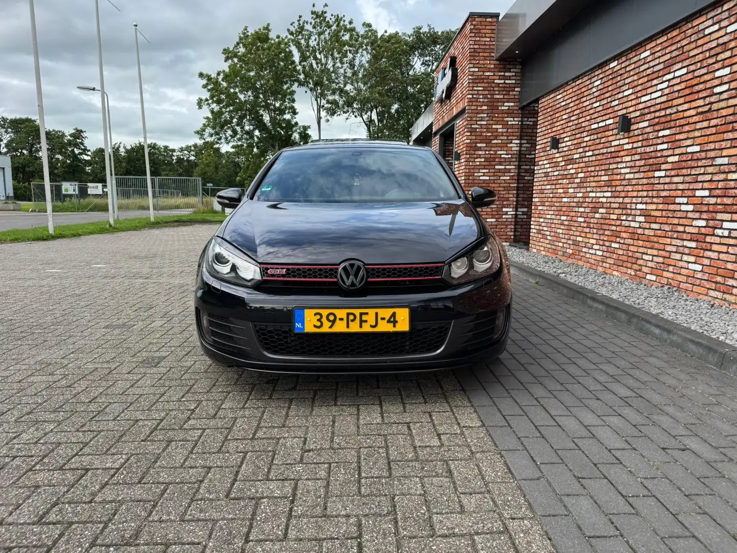Volkswagen Golf GTI 2.0 DSG Zwart - 1