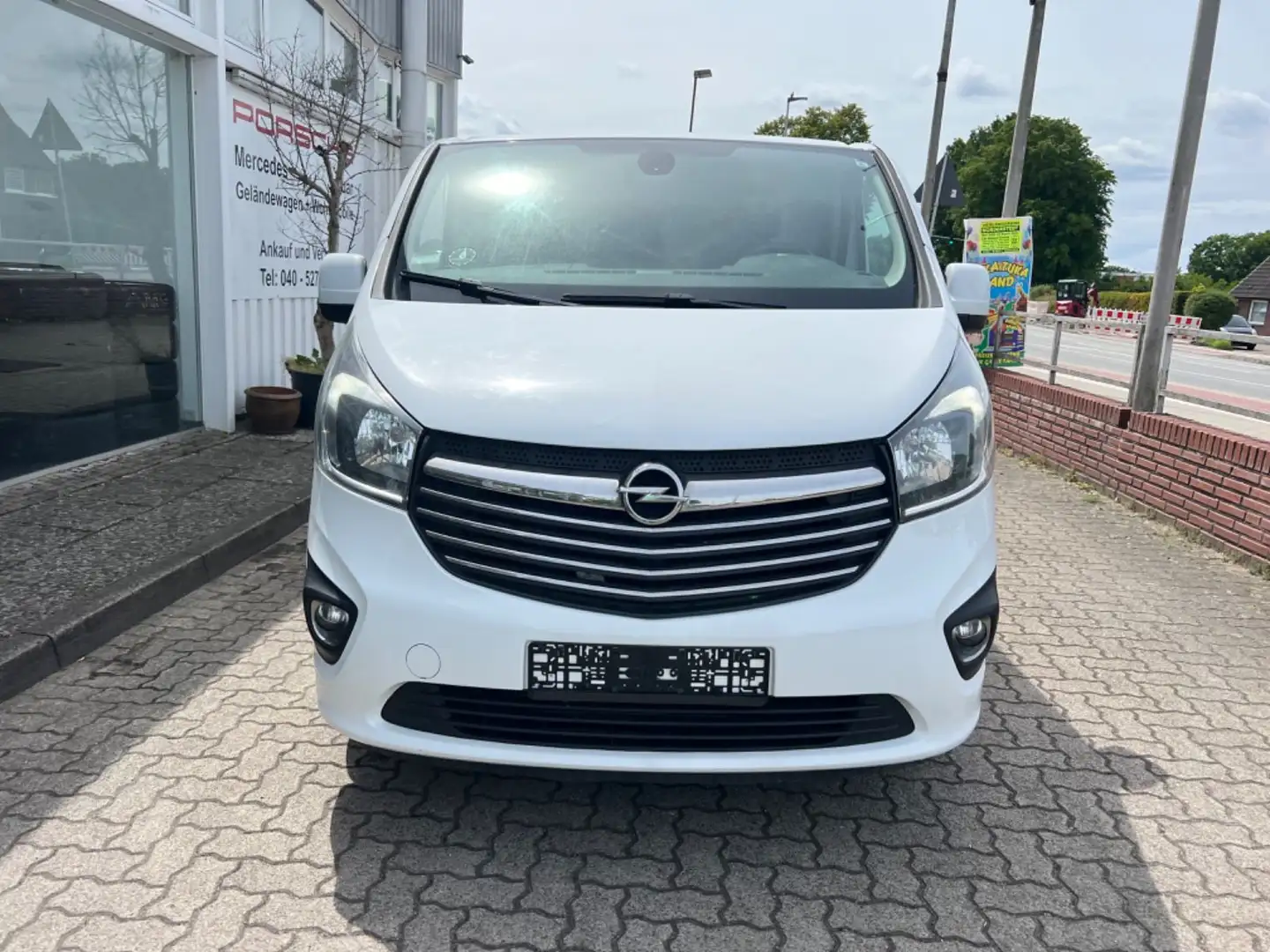 Opel Vivaro VIVARO B L2H1 LANG SPORT PDC/AHK/2X SCHIEBETÜREN Weiß - 2