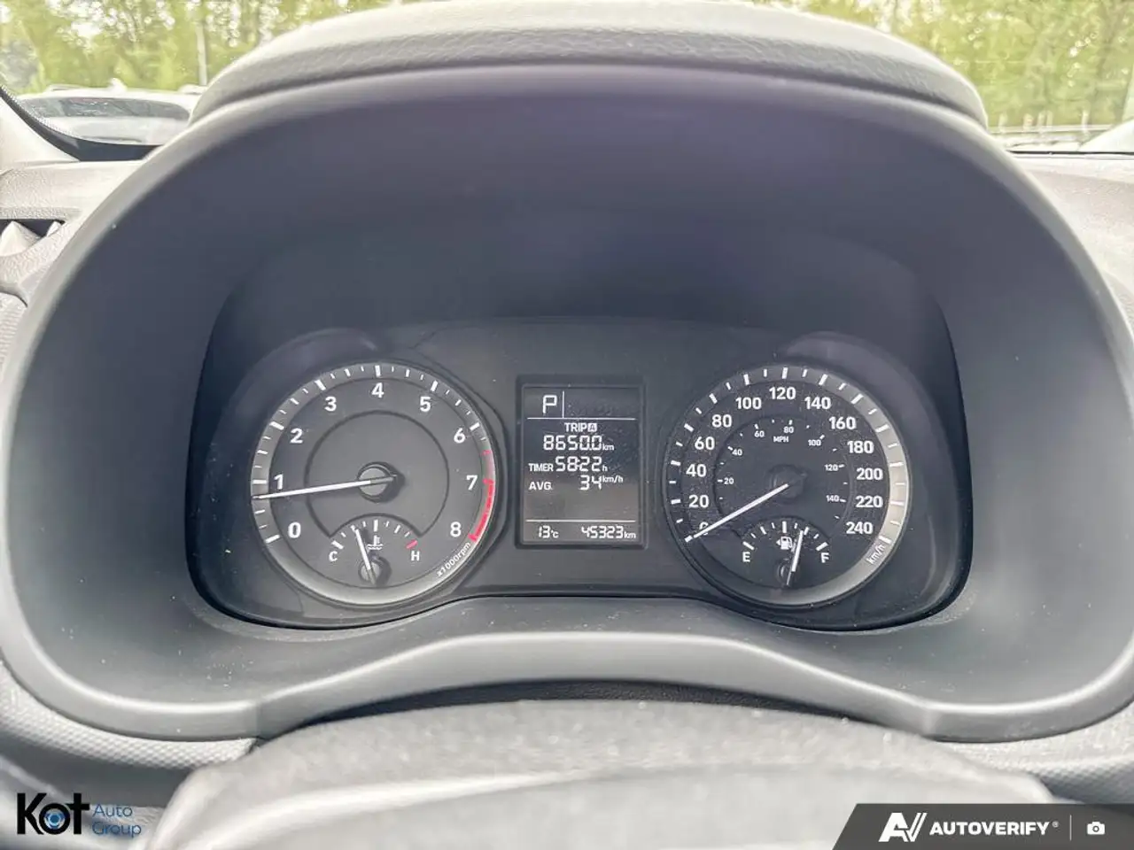 Hyundai KONA снимка Hyundai KONA