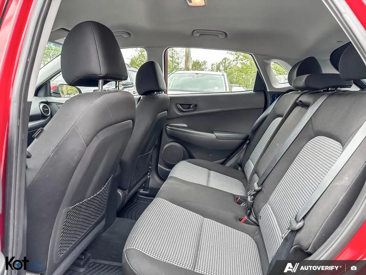 Hyundai KONA снимка Hyundai KONA