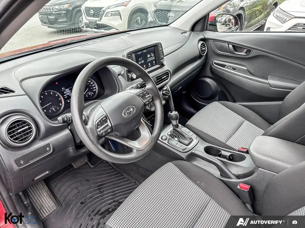 Hyundai KONA снимка Hyundai KONA