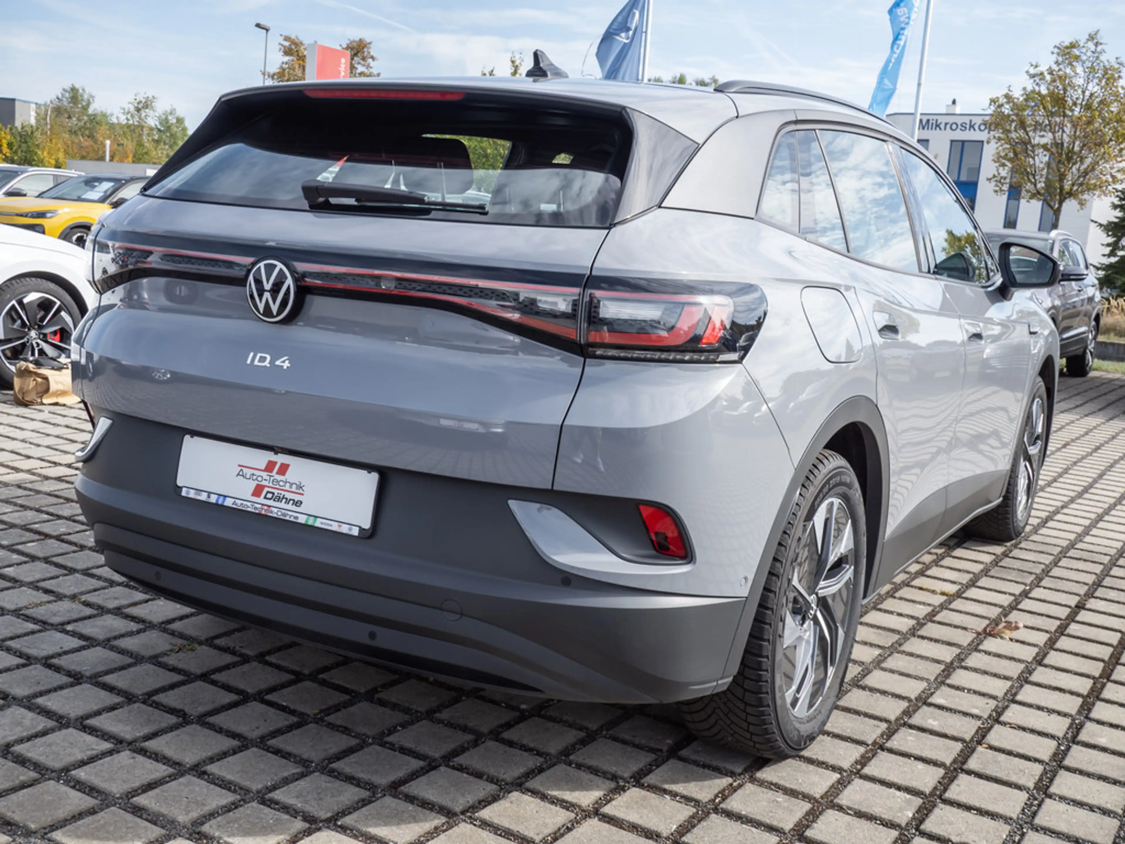 Volkswagen ID.4 Pro Performance SHZ KAMERA AHK ACC LED — photo 4