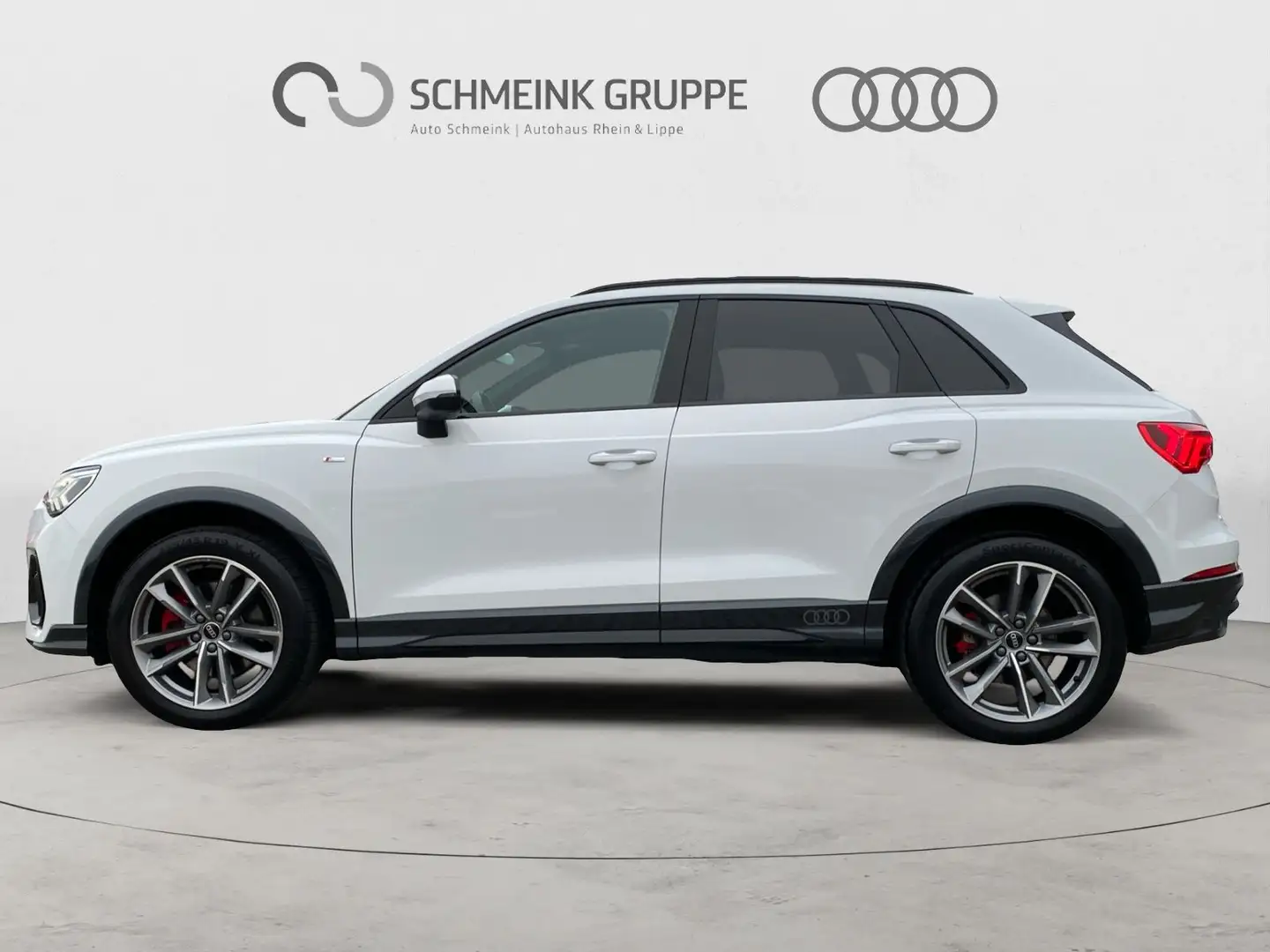 Audi Q3 45 TFSI quattro 2x S line Business Sonos Pano Weiß - 2