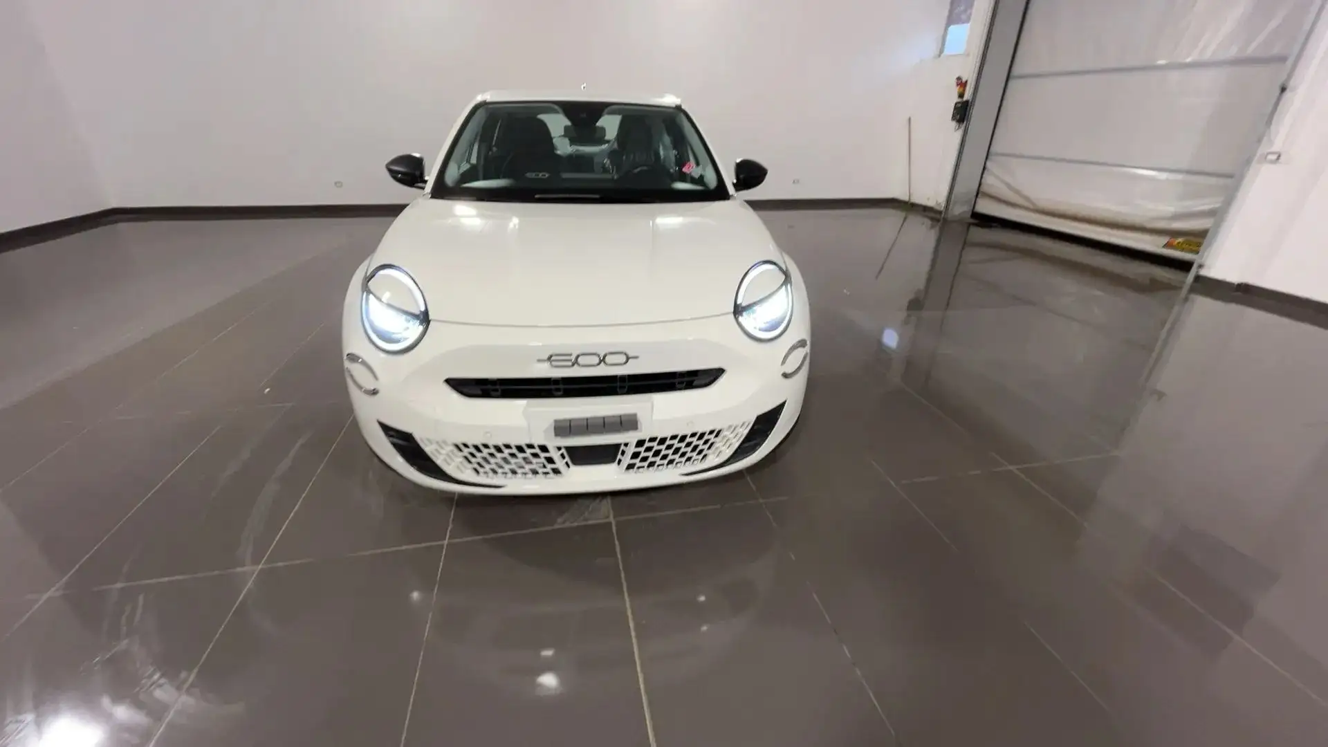 Fiat 600 600 1.2 Hybrid MHEV 100cv e-DCT Alb - 2