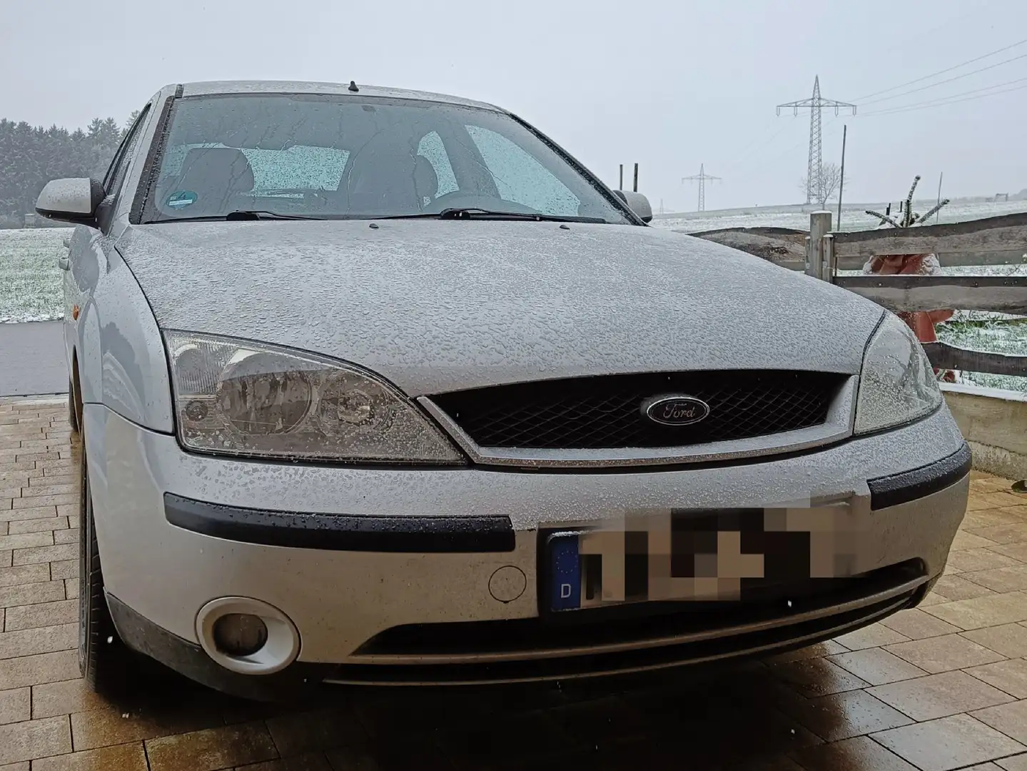 Ford Mondeo Mondeo 2.0 Ghia Argent - 2