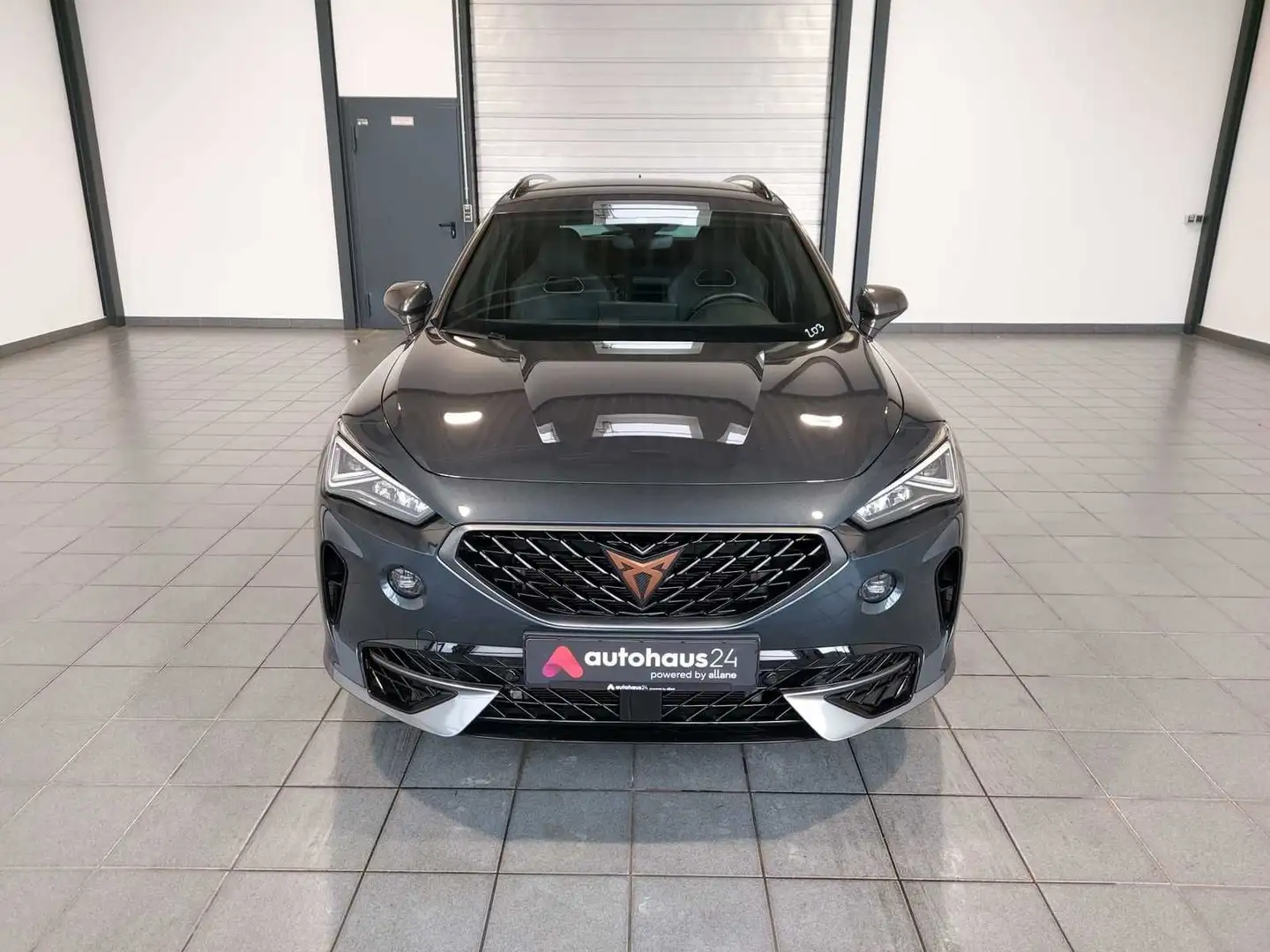 CUPRA Formentor VZ 2.0 TSI 4Drive|DSG|Navi|LED Gris - 2