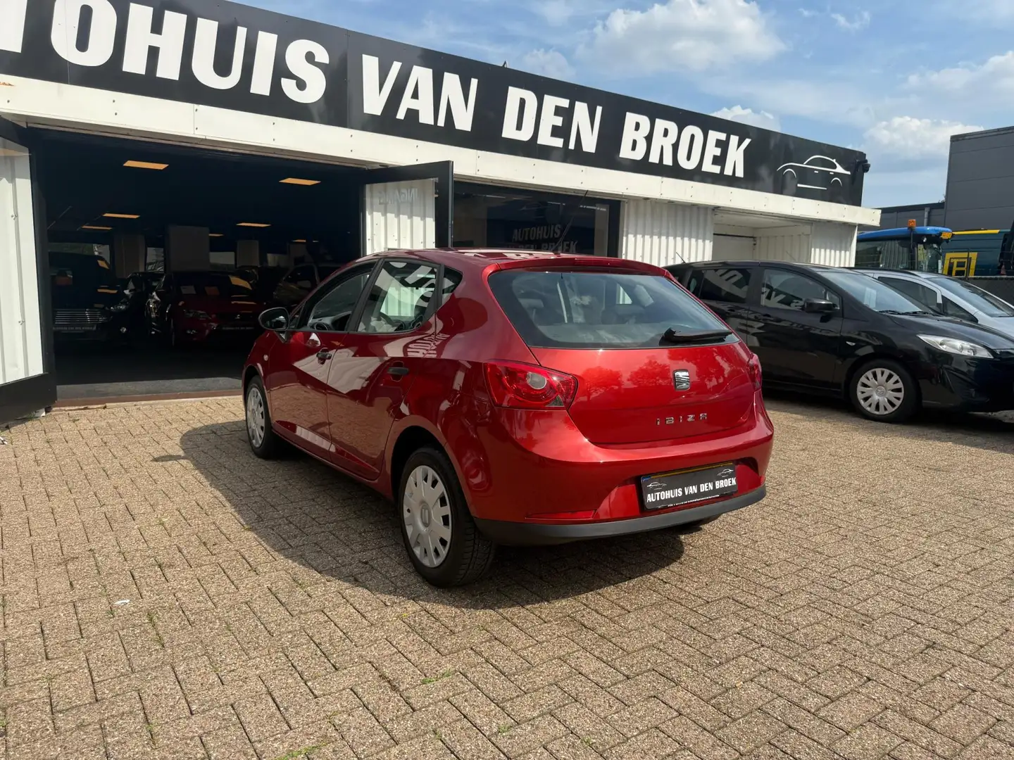 SEAT Ibiza 1.4 Reference 86Pk|5Deurs|Airco|Elek Pakket|Nw Apk Rouge - 2