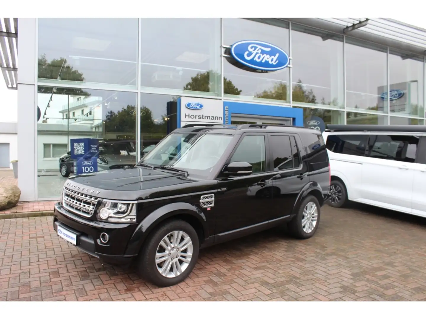 Land Rover Discovery 4 SDV6 HSE 7-SITZER, XENON, NAVI, LEDER, LM, PANO Noir - 1