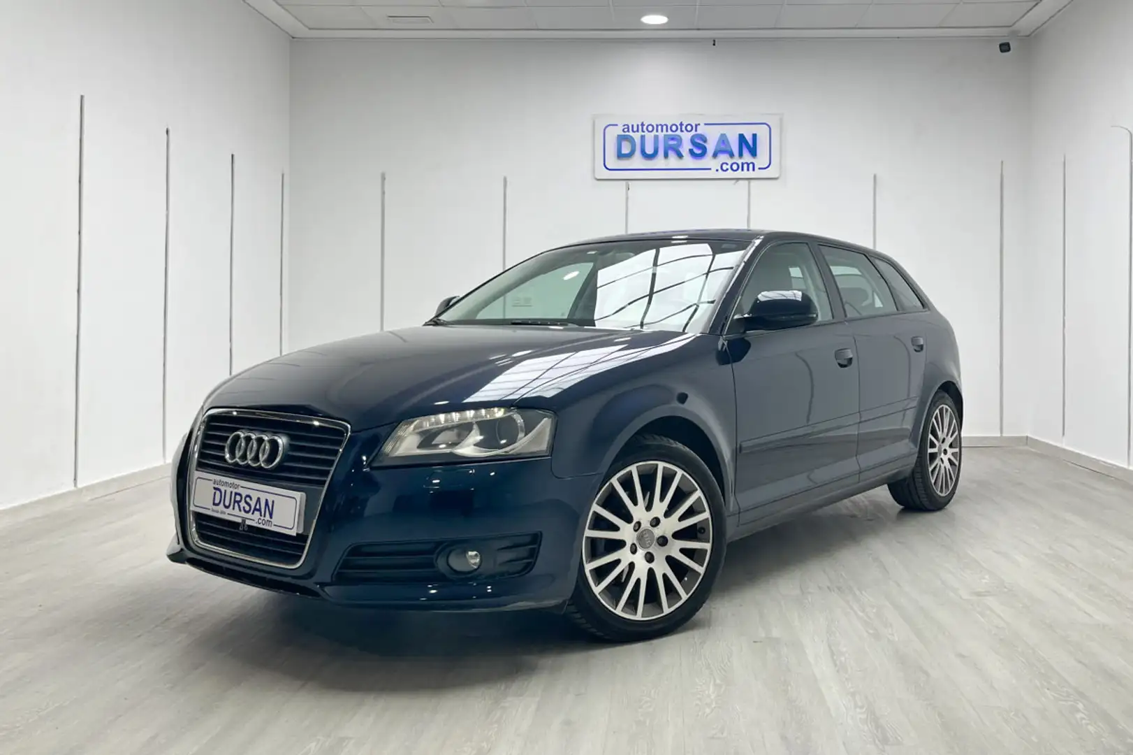 Audi A3 2.0TDI Ambition DPF - 1
