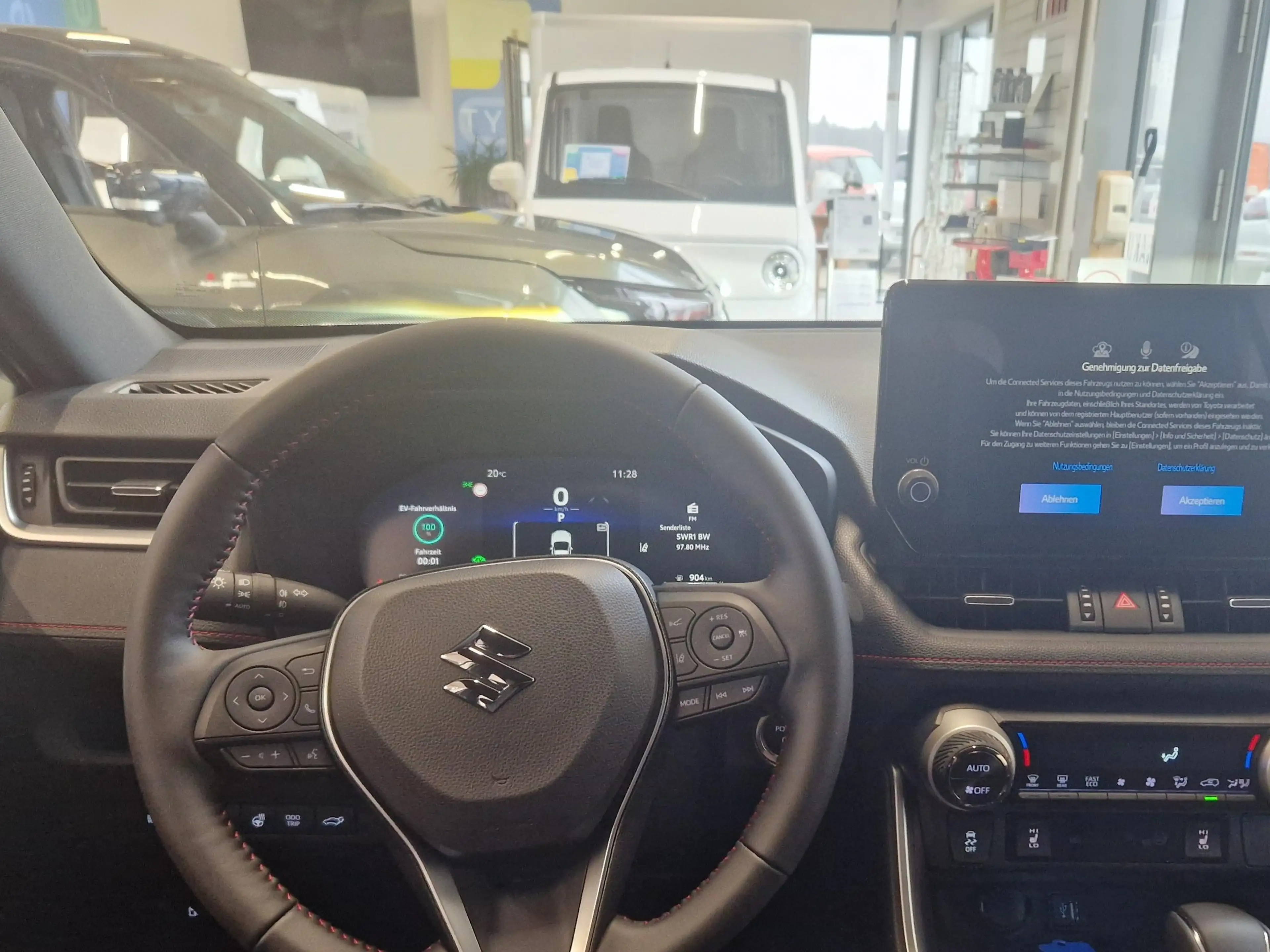 Suzuki Across Across PLUG-IN HYBRID AHK — photo 12