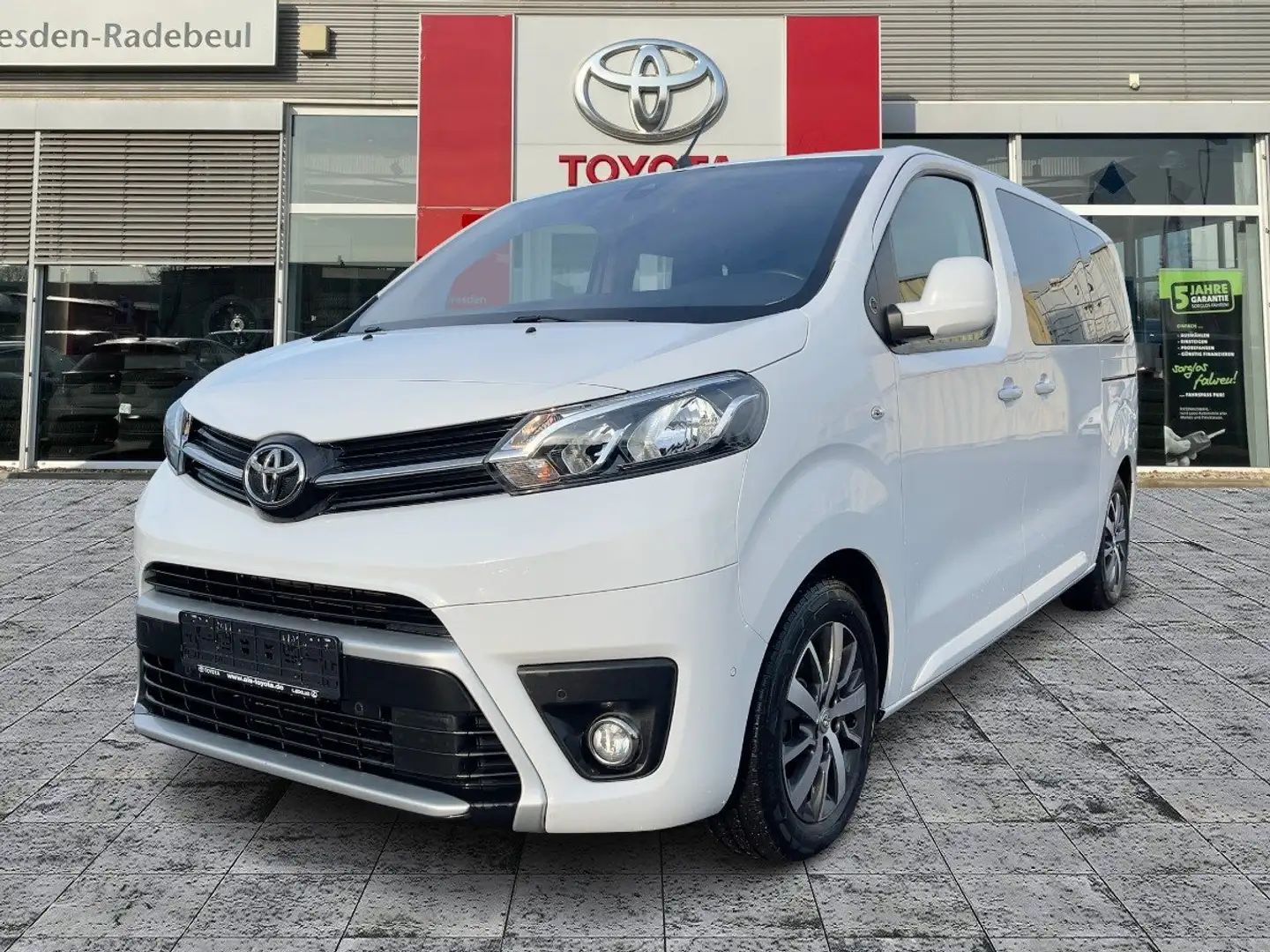 Toyota Proace Verso 2.0 D-4D L1 Team D AHK*ACC*KAM*DAB Weiß - 2