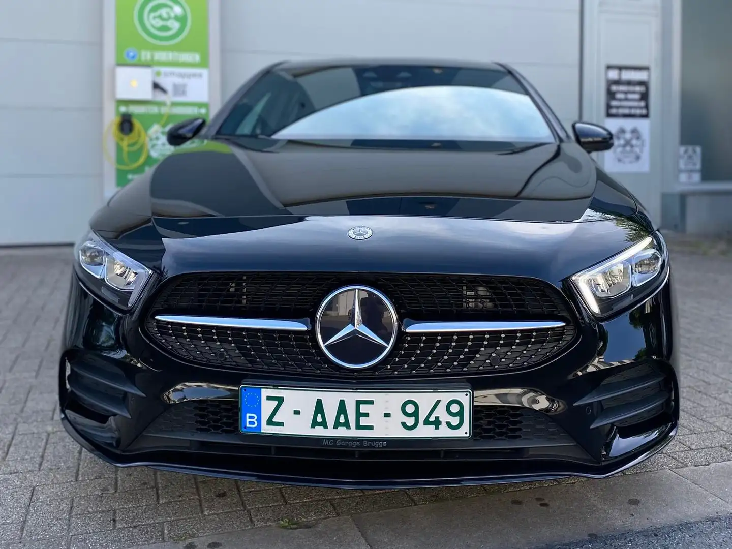 Mercedes-Benz A 250 AMG | Night | LED | Navi | Alcantara | LED | APP Noir - 2