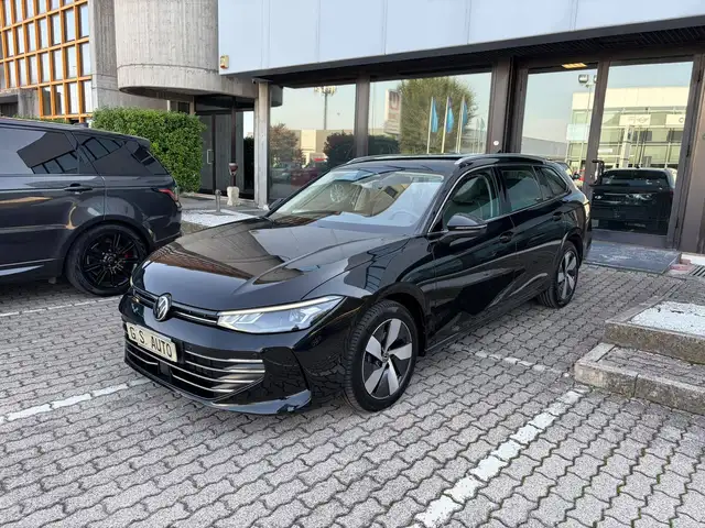 Volkswagen Passat 2.0 tdi scr Business 150cv dsg - GRANDINATA